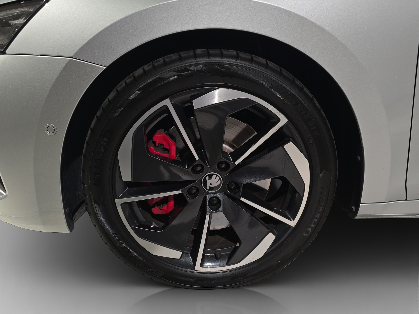 SKODA Octavia Combi 2.0 TSI DSG RS-image-15
