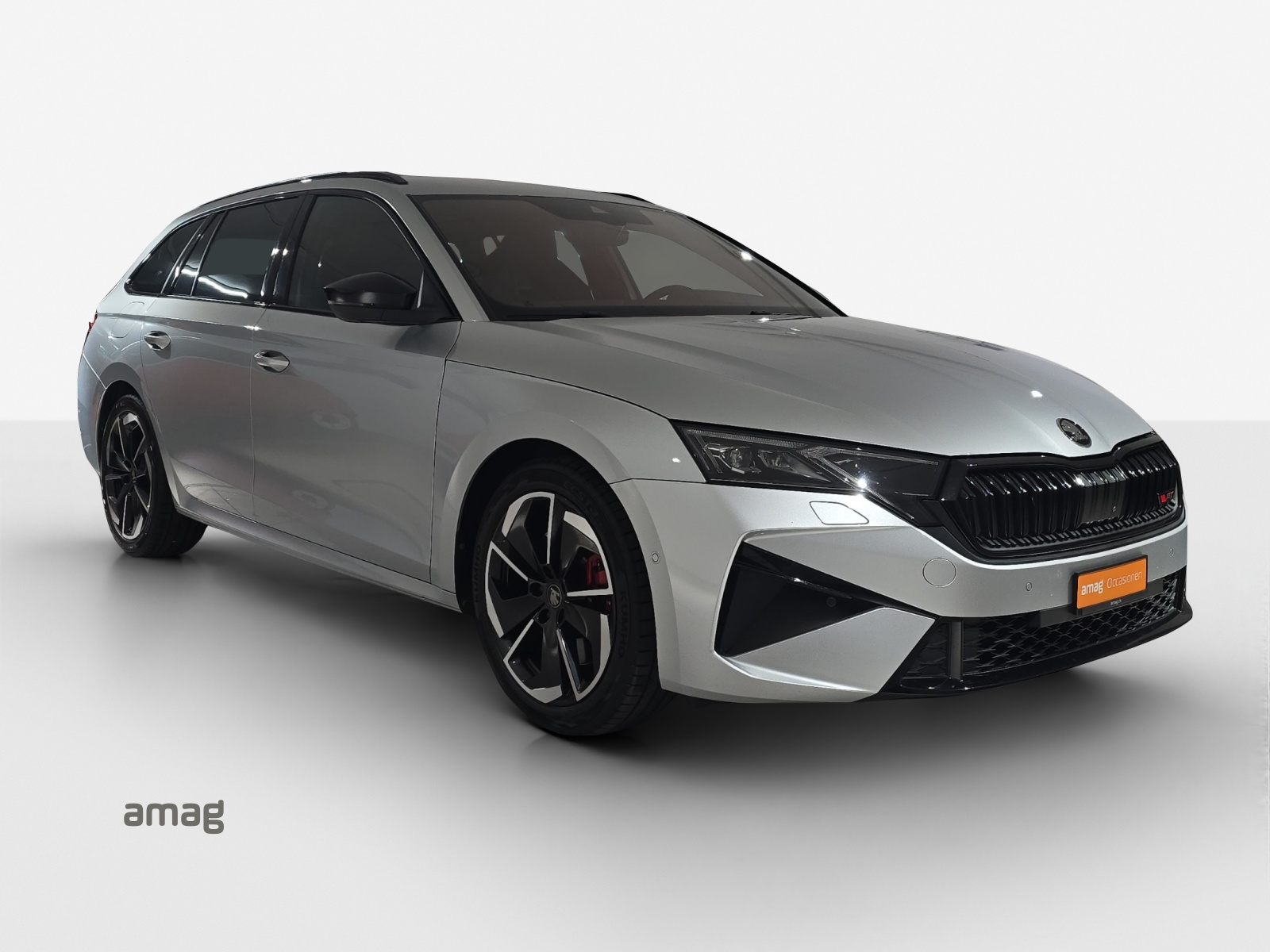 SKODA Octavia Combi 2.0 TSI DSG RS-image-5
