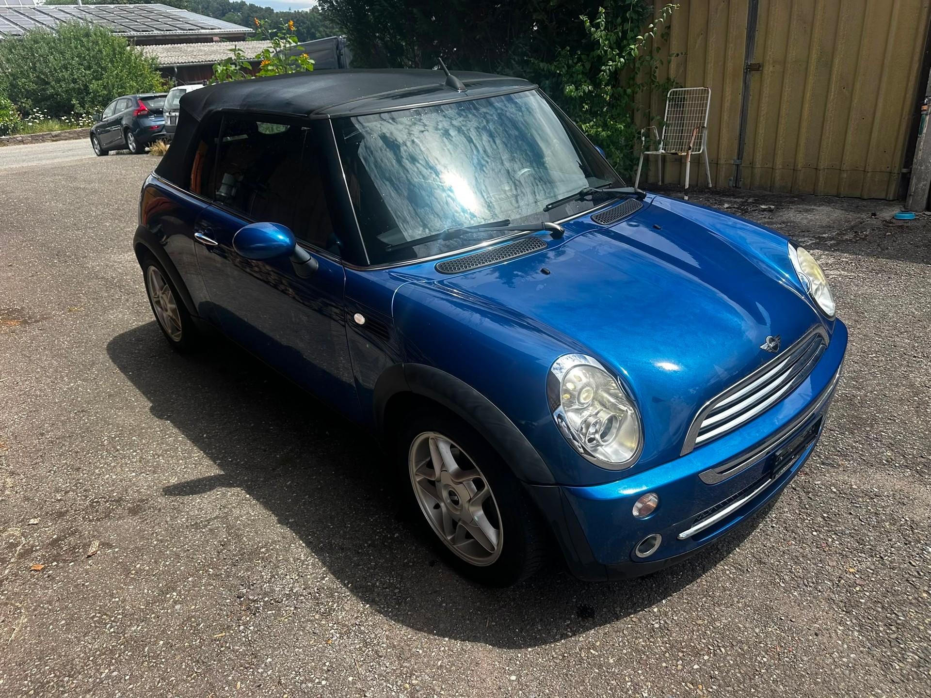 MINI Cooper Cabriolet-image-1