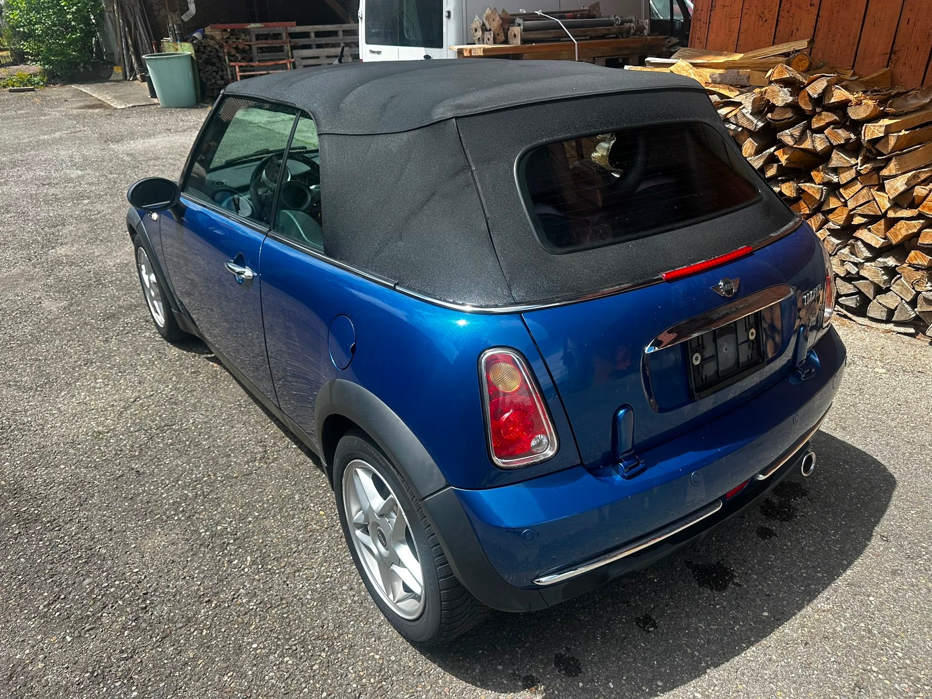 MINI Cooper Cabriolet-image-3