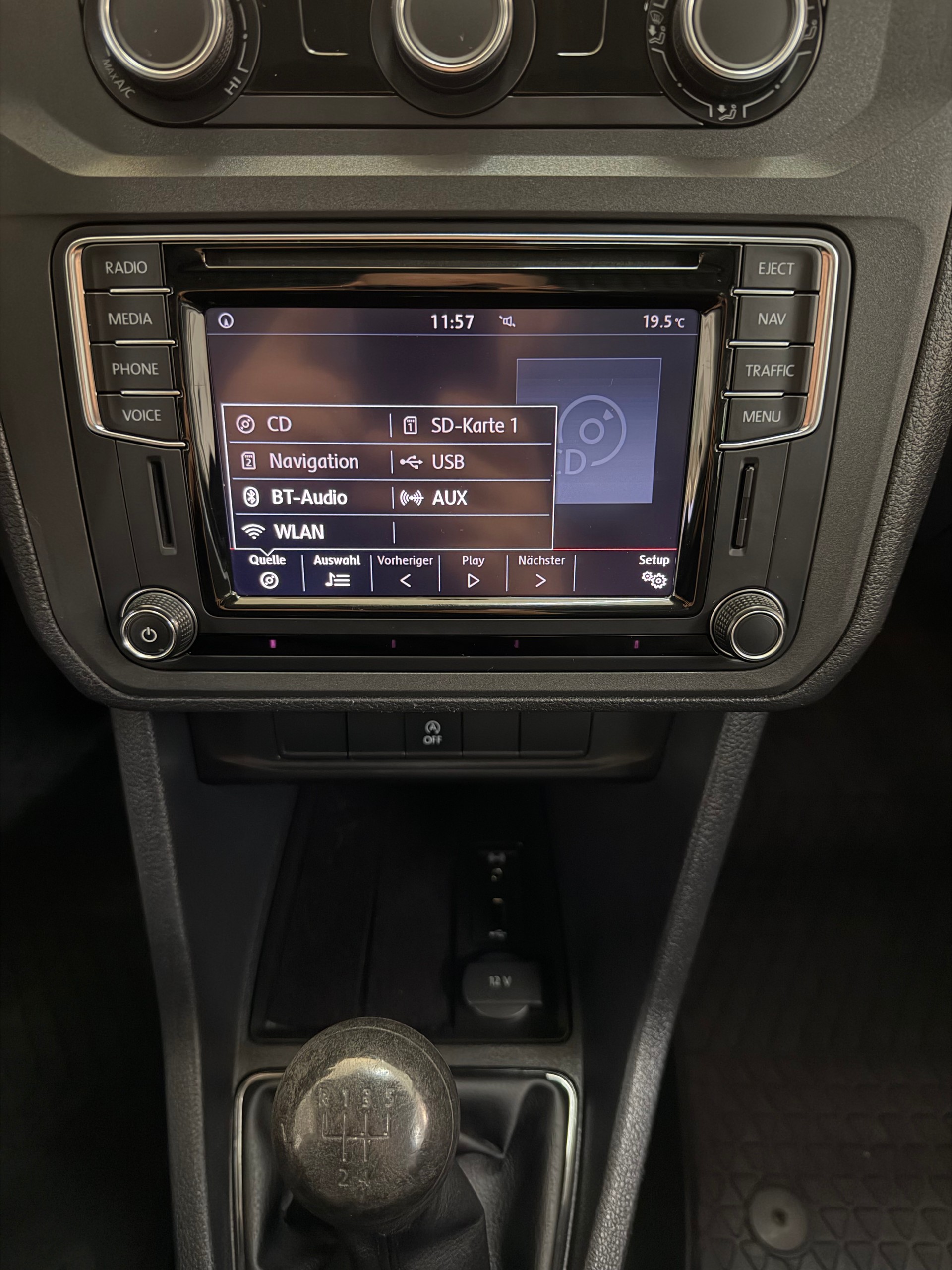 VW Caddy 2.0TDI BlueMotion Technology-image-8