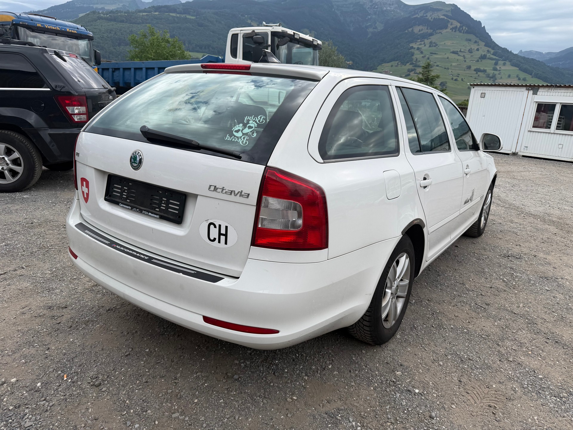 SKODA Octavia Combi 1.6 TDI Elegance DSG-image-3