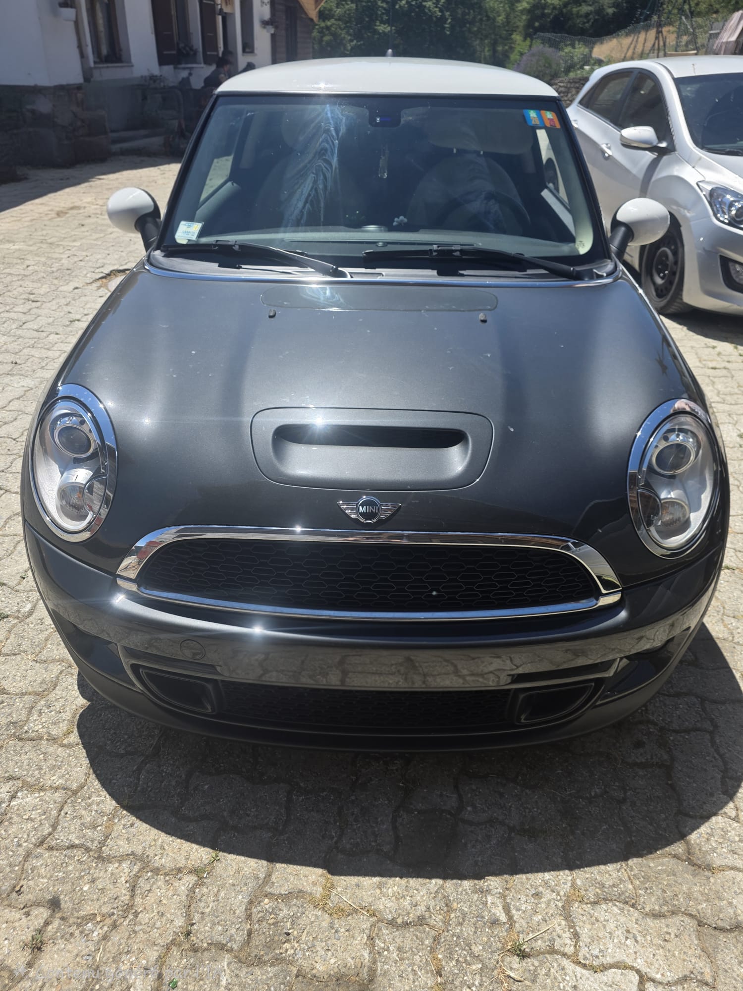 MINI 1.6i Cooper S-image-1