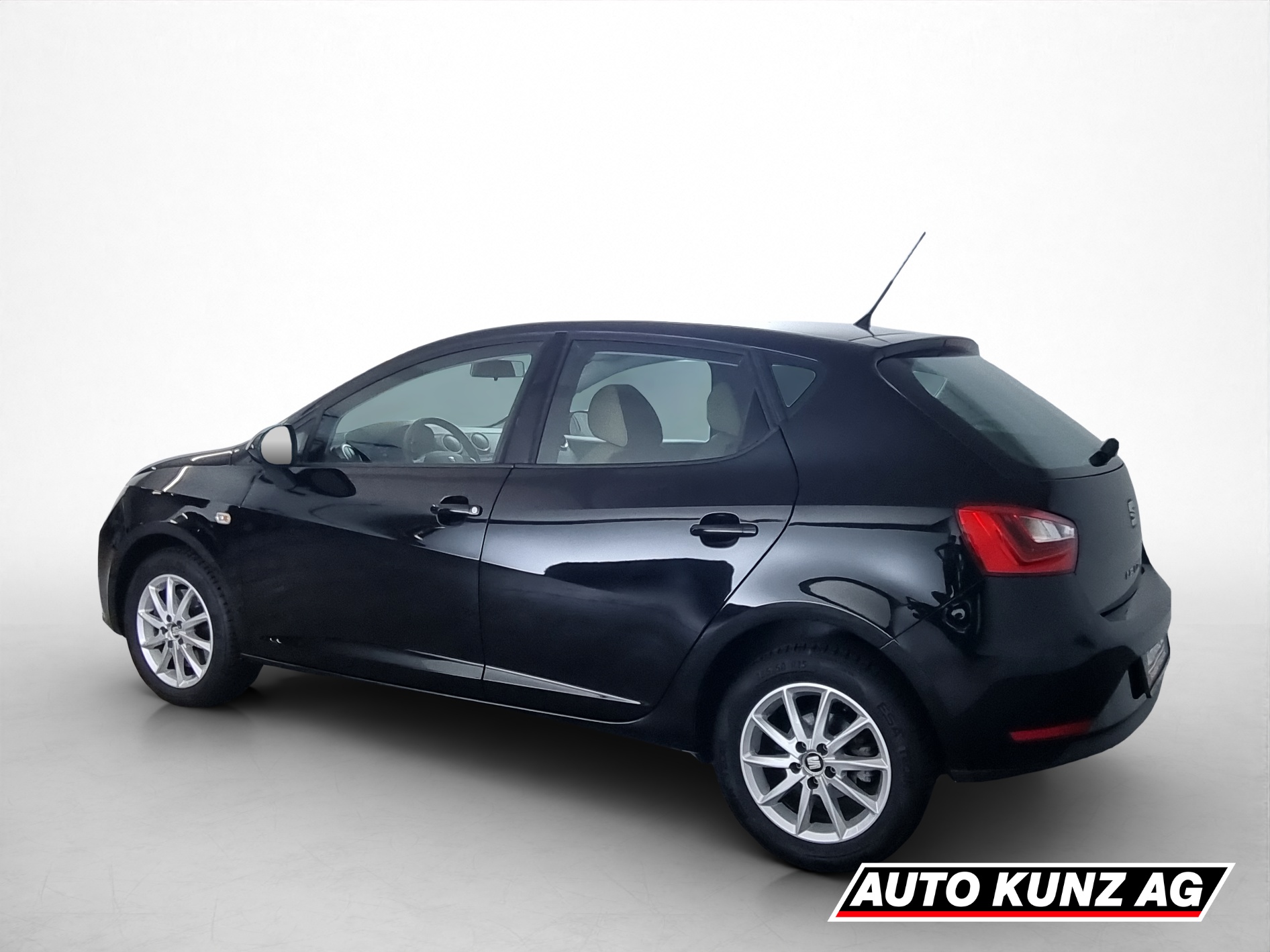 SEAT Ibiza 1.0-image-3