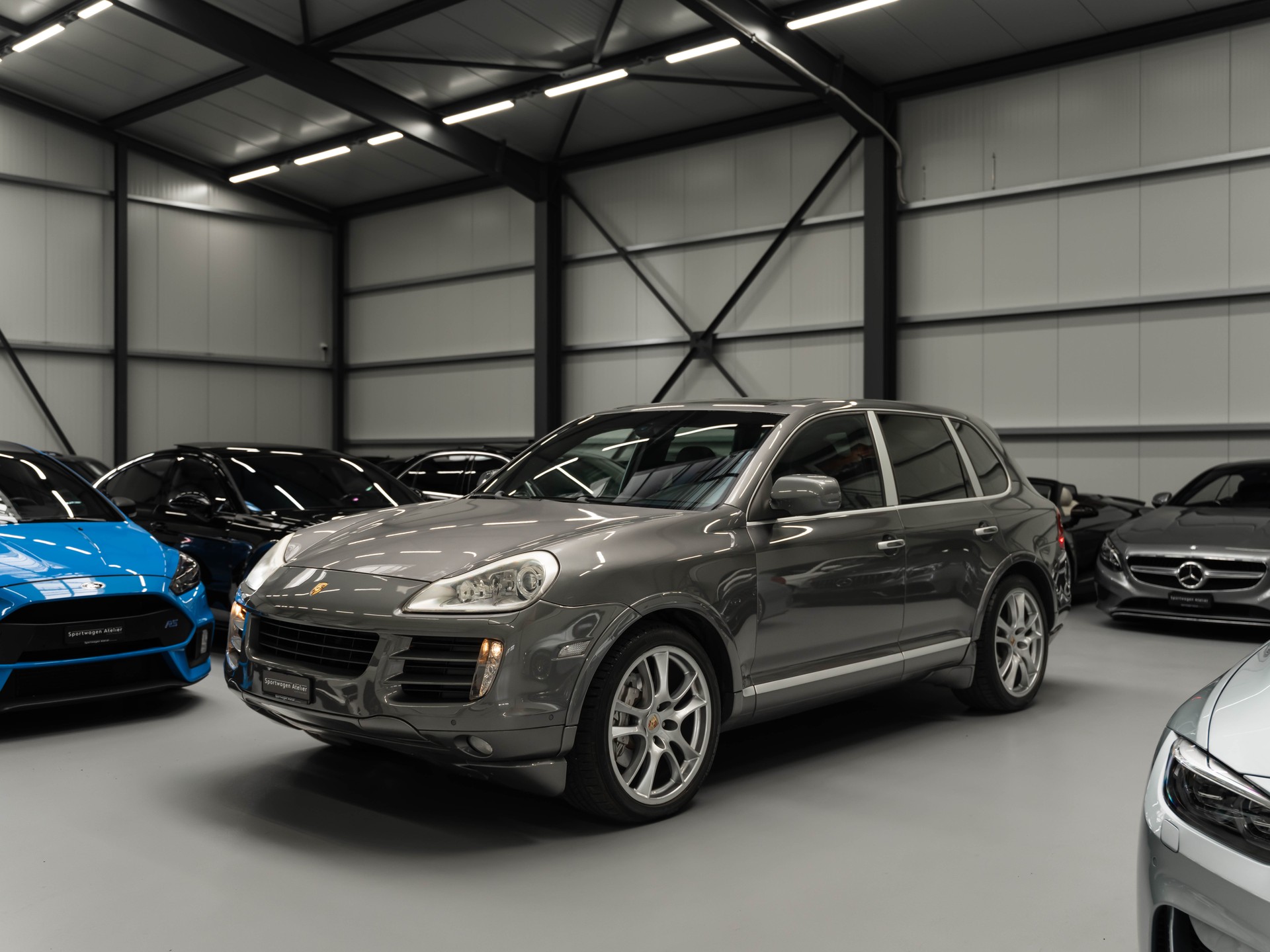 PORSCHE Cayenne S-image-0