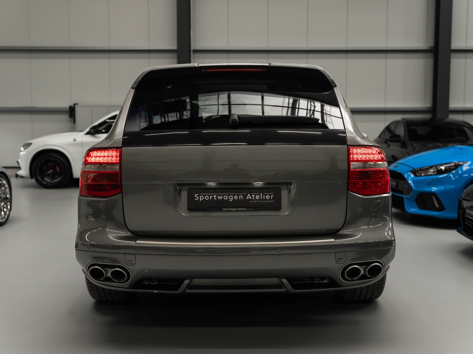 PORSCHE Cayenne S-image-2