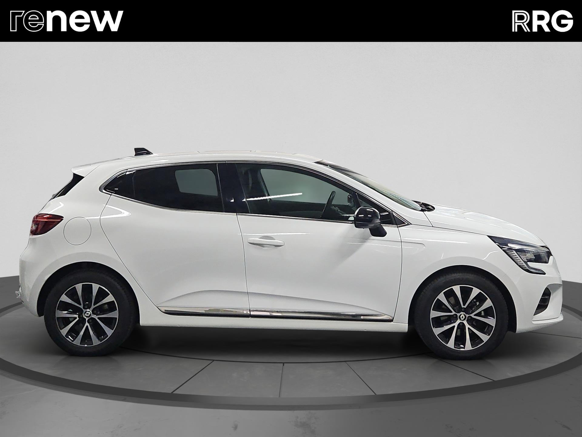 RENAULT Clio 1.6 E-Tech Techno-image-1