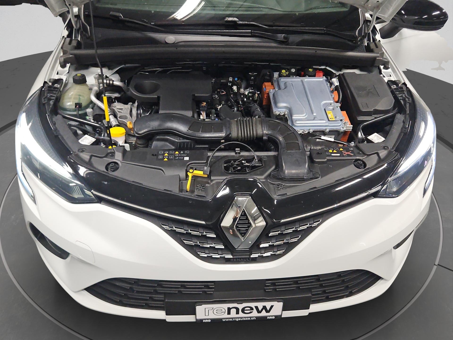 RENAULT Clio 1.6 E-Tech Techno-image-24
