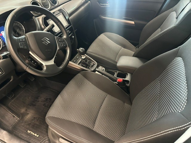 SUZUKI Vitara 1.4 T Compact+ Hybrid 4x4-image-5