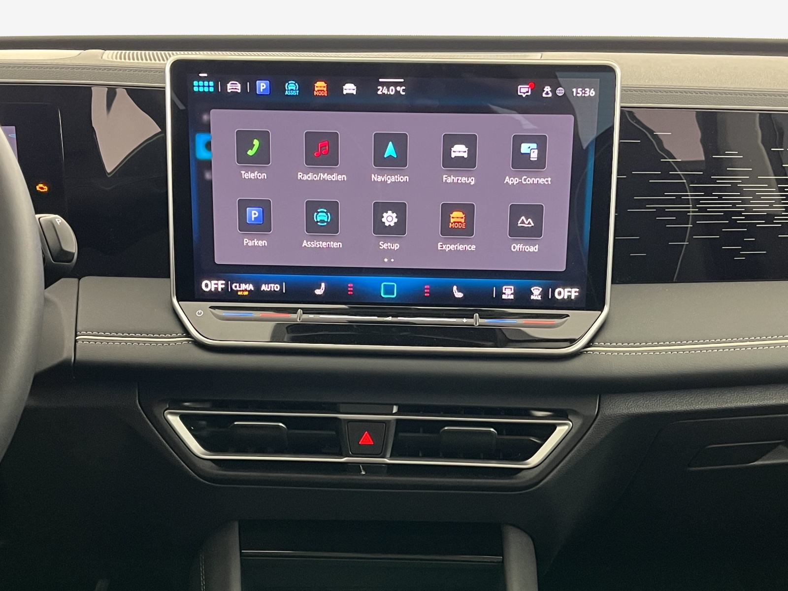 VW Tiguan 2.0 TSI DSG Elegance 4Motion-image-10