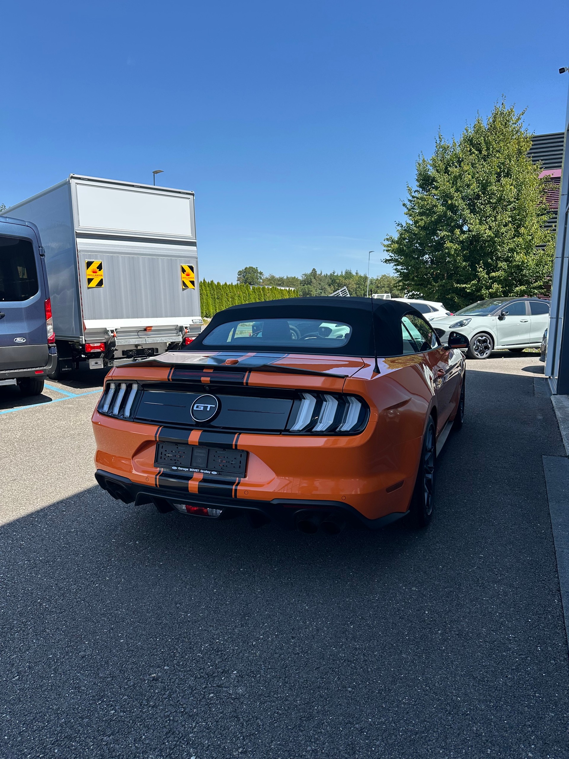 FORD Mustang Convertible 5.0 V8 GT-image-5