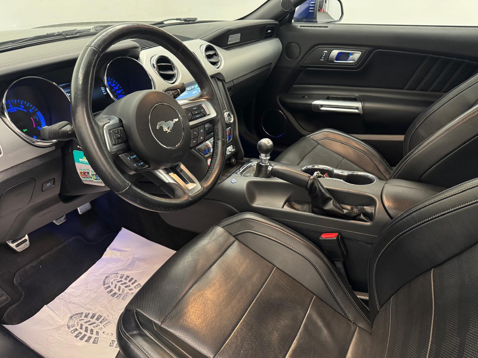 FORD Mustang Coupé 2.3 EcoBoost-image-9