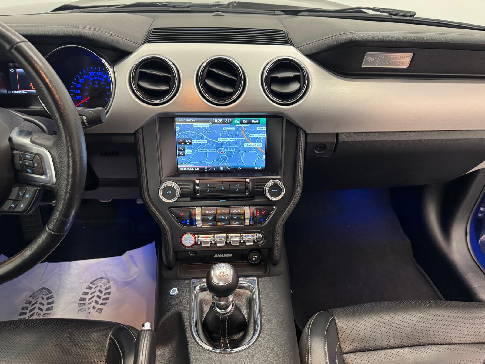 FORD Mustang Coupé 2.3 EcoBoost-image-13
