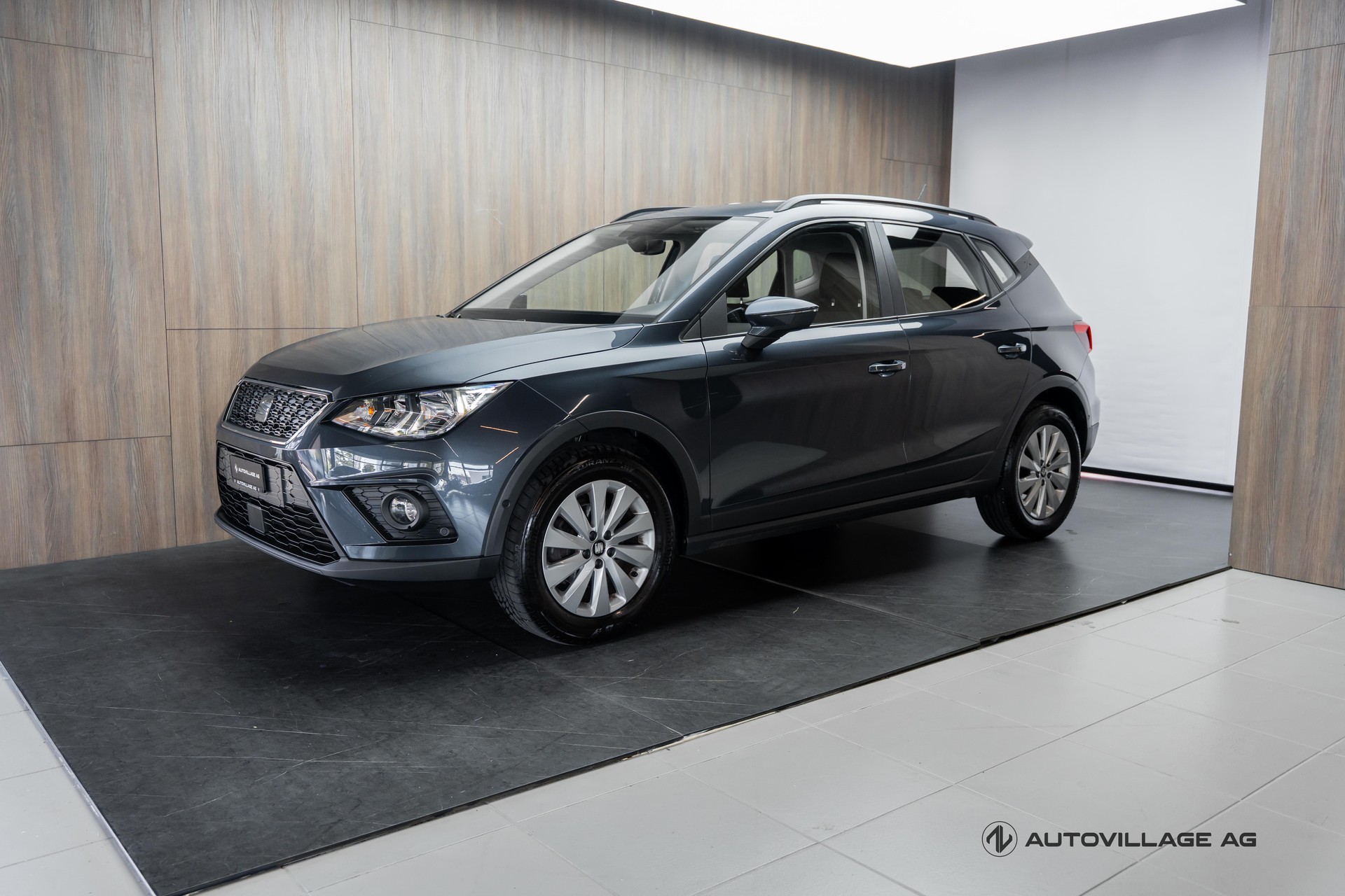 SEAT Arona 1.0 TSI Eco Style DSG-image-0