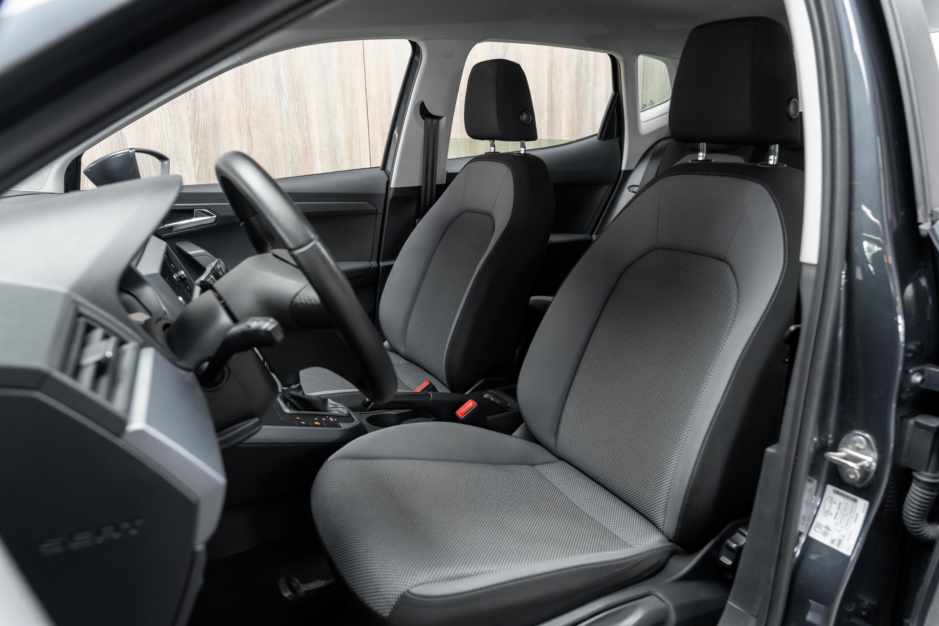SEAT Arona 1.0 TSI Eco Style DSG-image-5