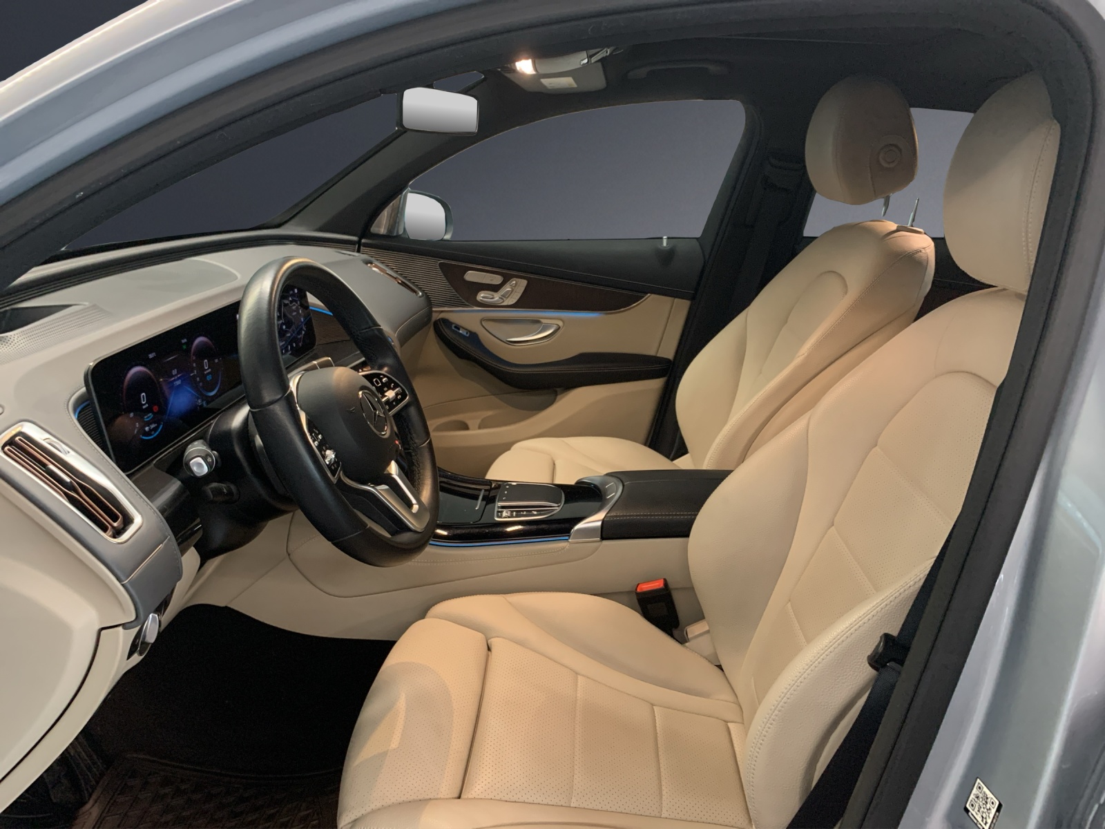 MERCEDES-BENZ EQC 400 AMG Line 4Matic-image-5