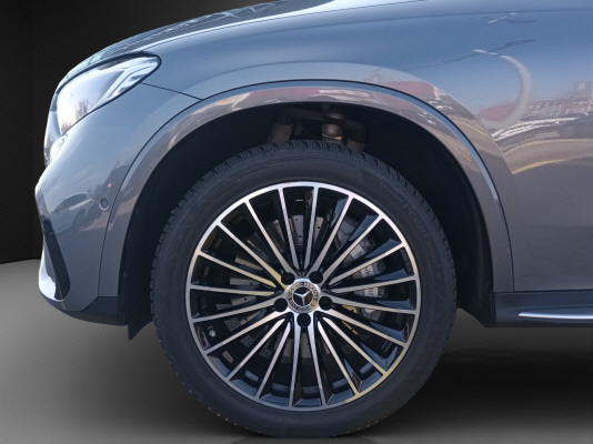 MERCEDES-BENZ GLC 300 e 4M 9G-Tronic-image-5