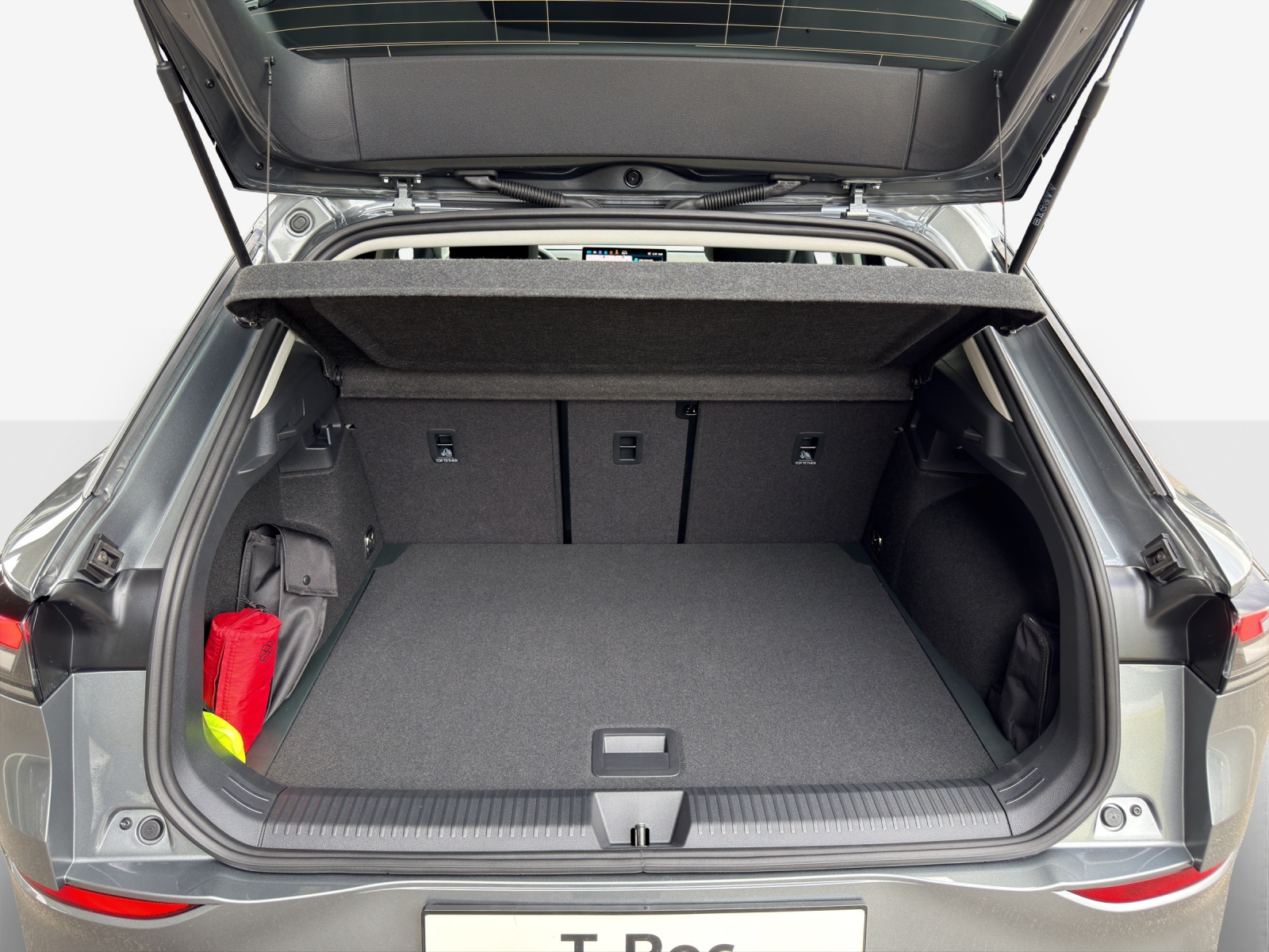 VW T-Roc 1.5 eTSI mHEV Life DSG-image-12