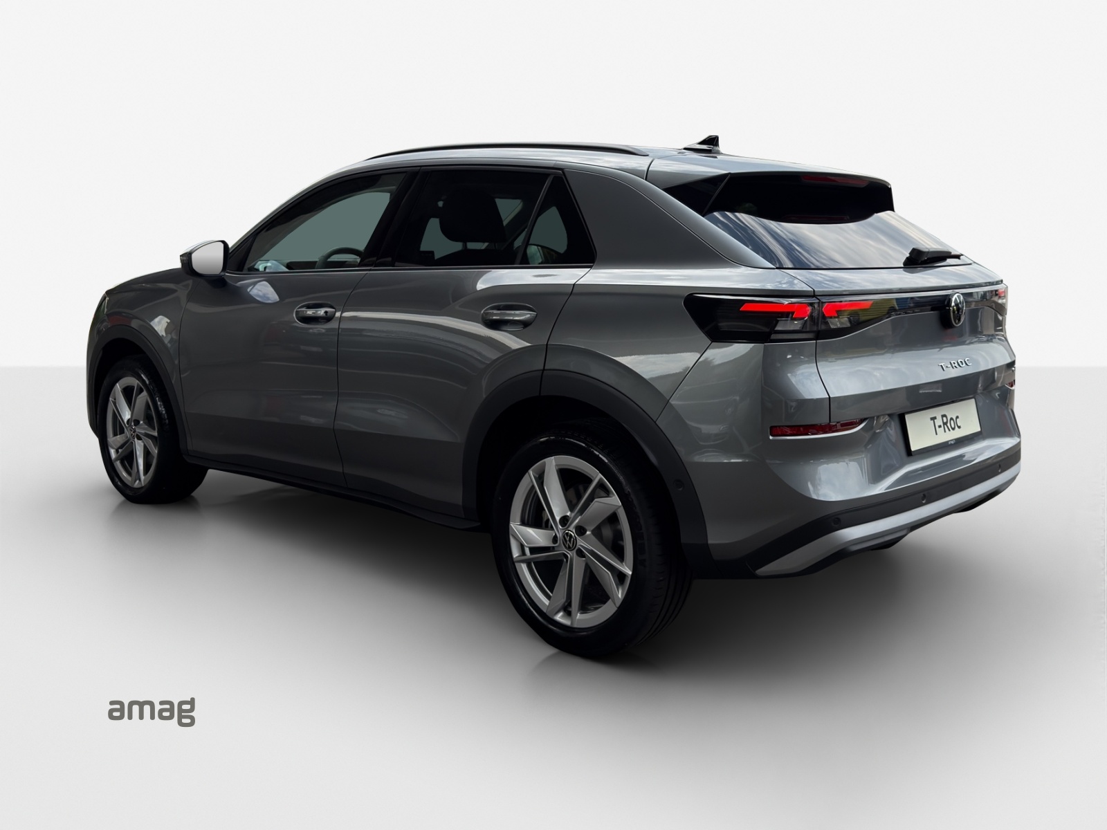 VW T-Roc 1.5 eTSI mHEV Life DSG-image-2