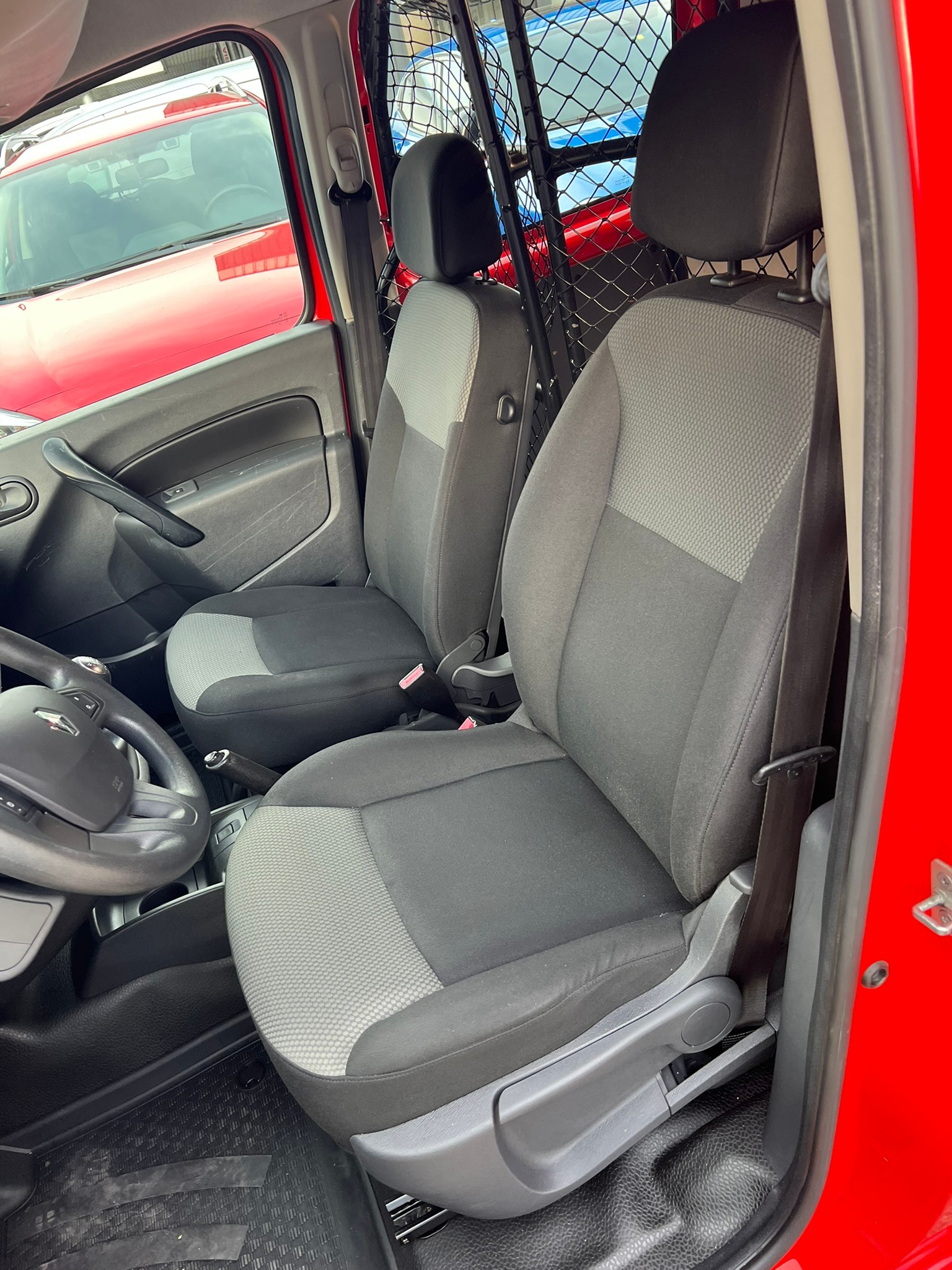 RENAULT Kangoo Maxi dCi 95 ENERGY Access 2 Pl./2 pl.-image-8