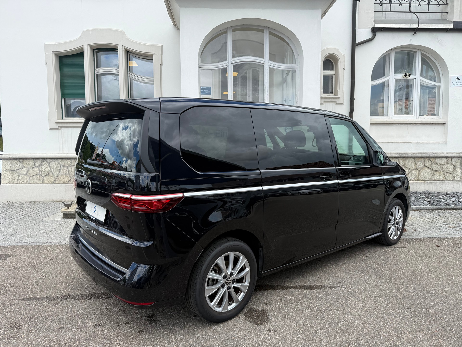 VW Multivan kurz 2.0 TDI Style DSG-image-4