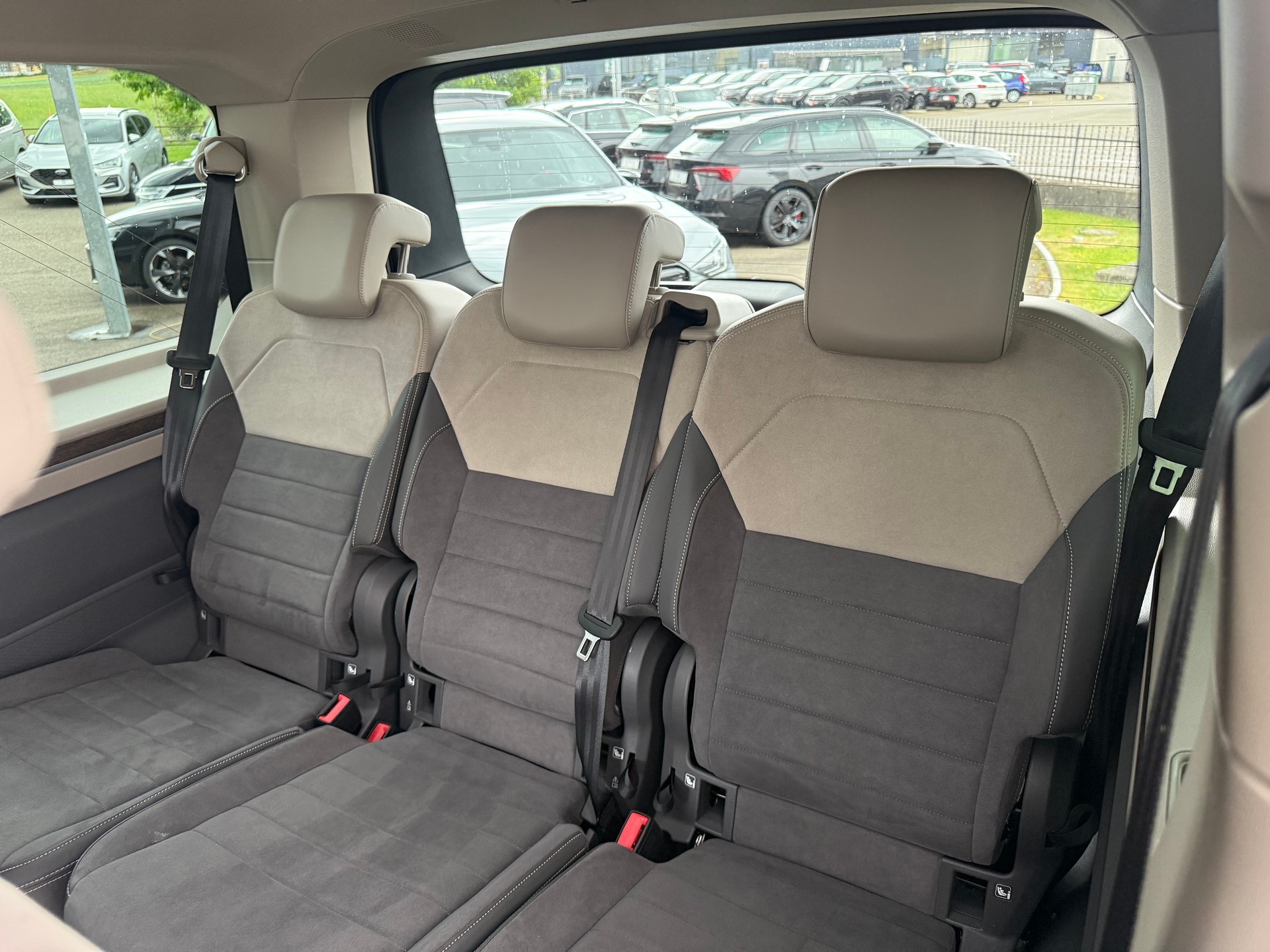 VW Multivan kurz 2.0 TDI Style DSG-image-14