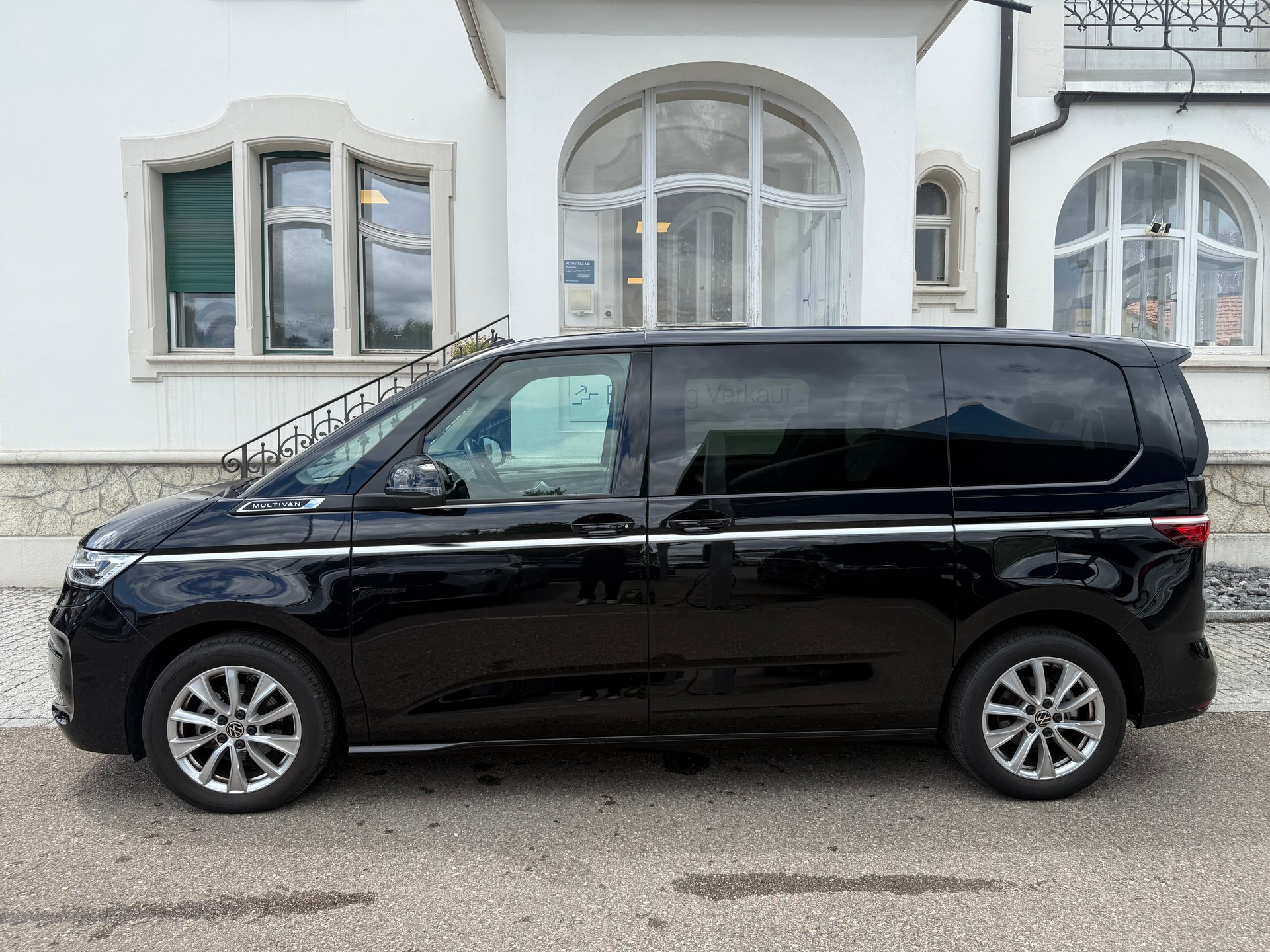 VW Multivan kurz 2.0 TDI Style DSG-image-3