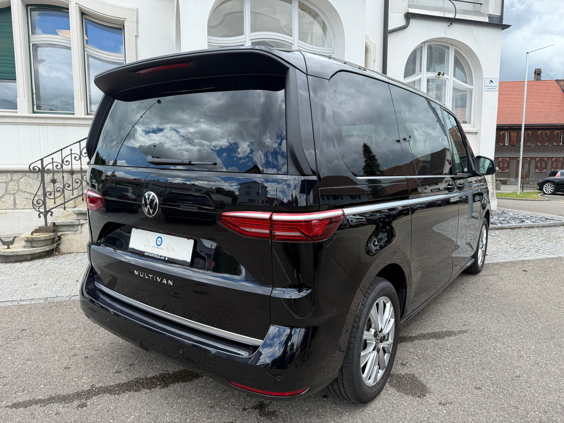 VW Multivan kurz 2.0 TDI Style DSG-image-5