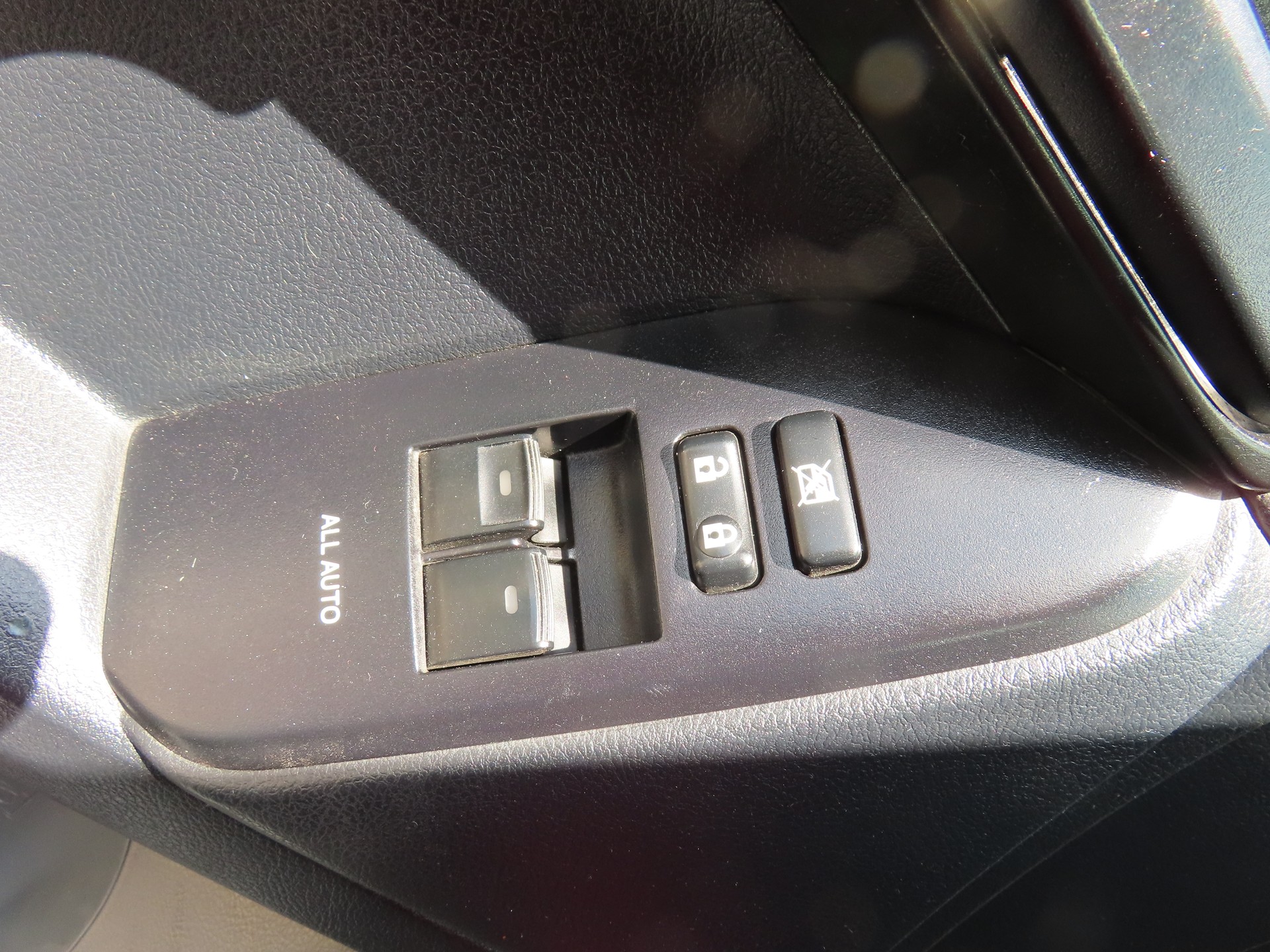 TOYOTA Land Cruiser 3.0 TD Linea Luna Automatic-image-9