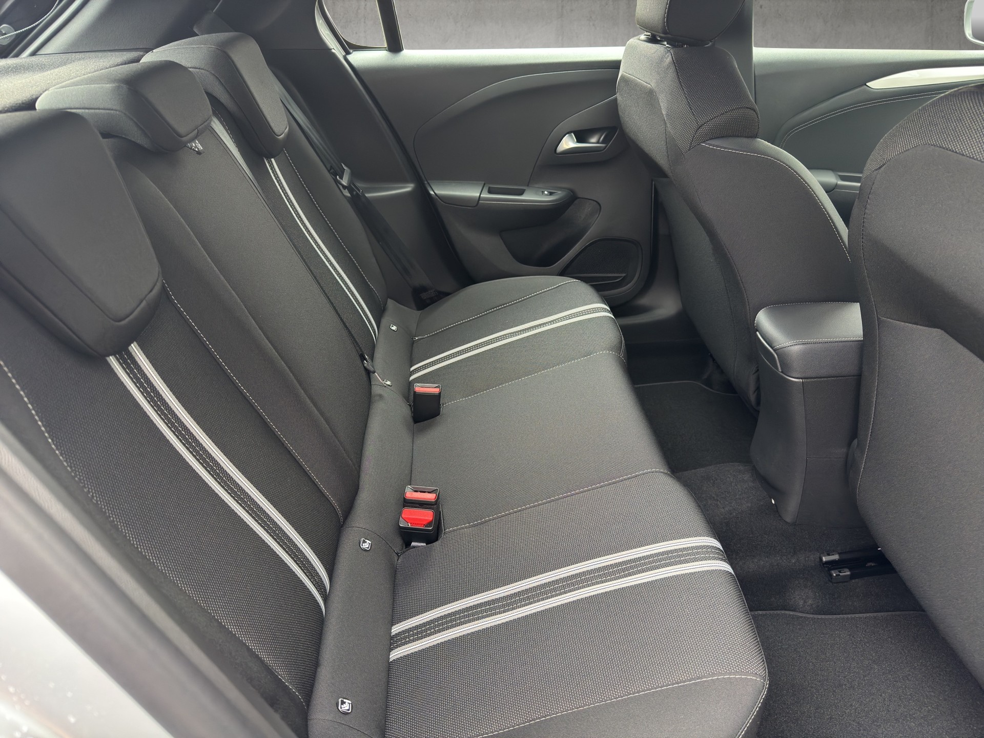 OPEL Corsa 1.2 T Hybrid Viva-image-11