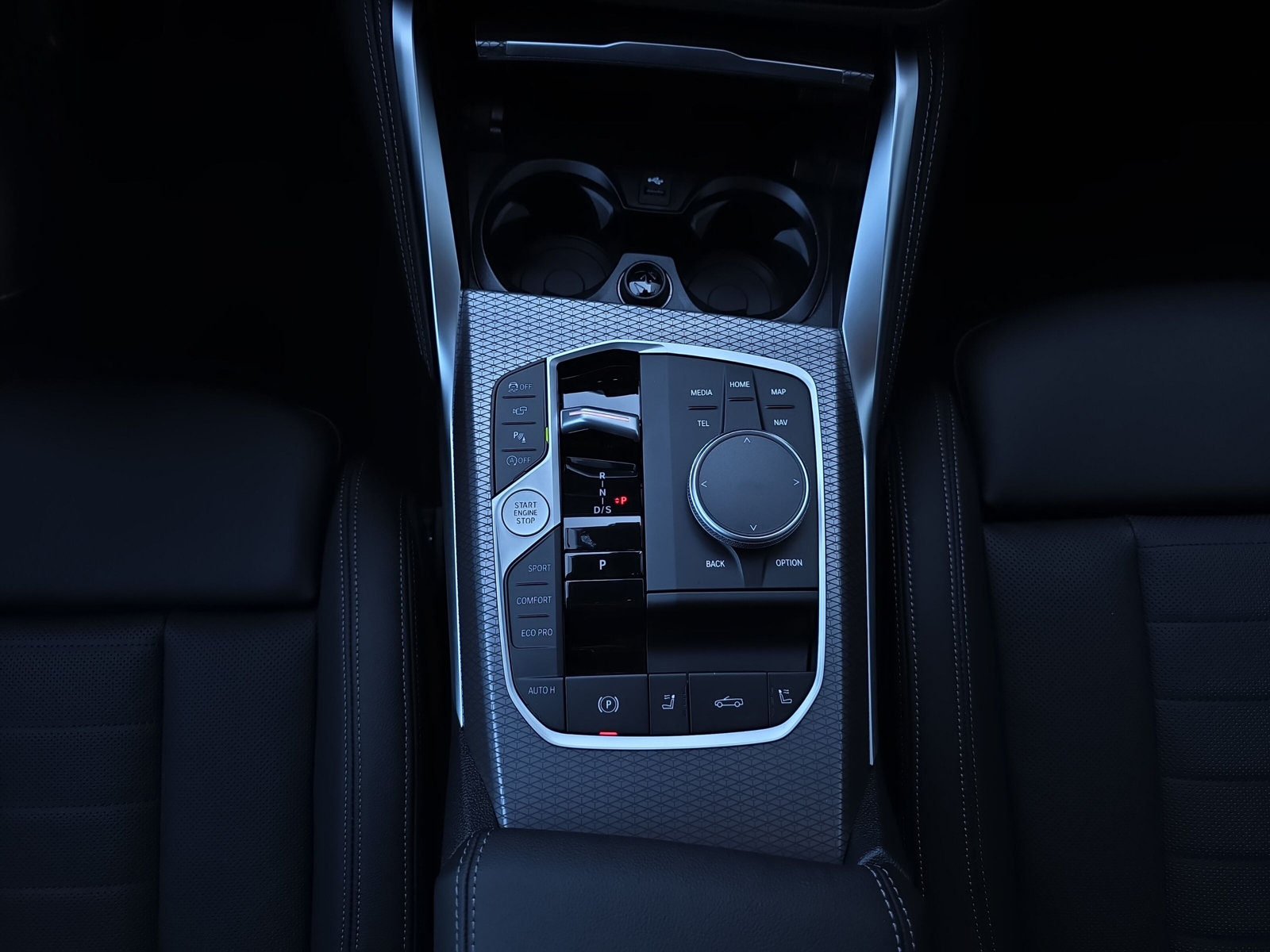 BMW M440i xDrive 48V Cabriolet Steptronic**Action de leasing à 1.9%**-image-24
