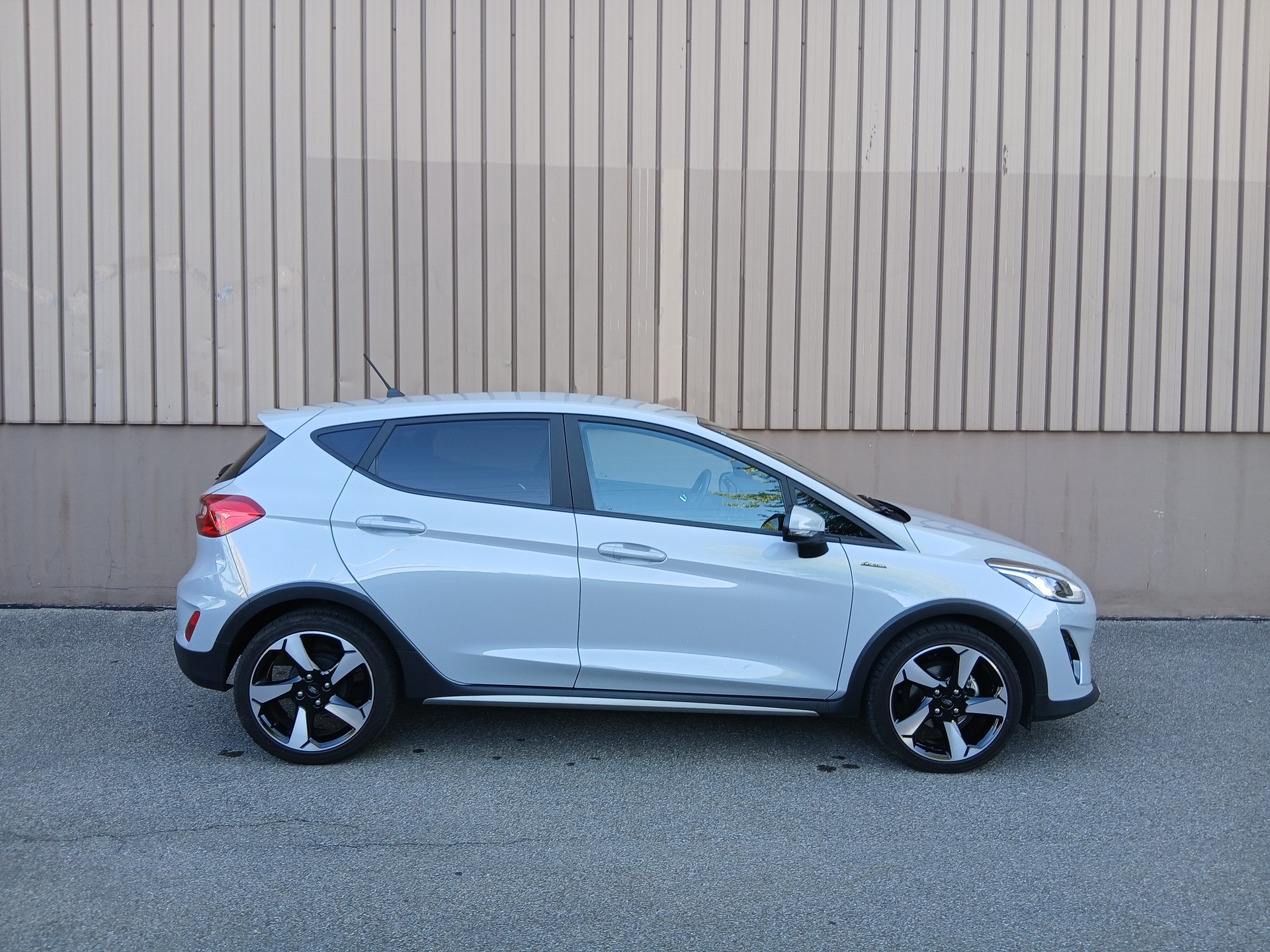 FORD 1.0 EcoB Active-image-4