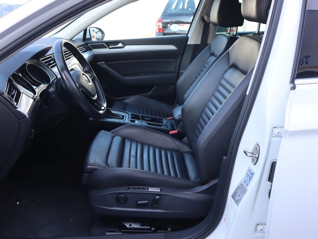 VW Passat Variant 2.0 TDI BMT Highline DSG 4Motion ** Voll-Leder ** Gr.Navi ** PDC ** Abstandsregelsysteme ** Ab MFK & Service-image-11