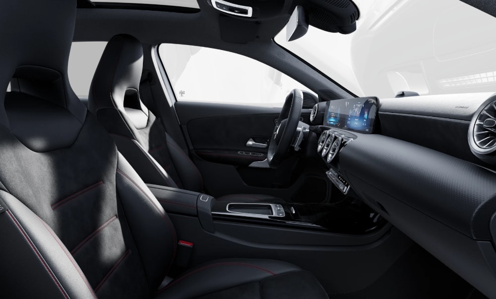 MERCEDES-BENZ A35 AMG 4Matic 8G-DCT-image-3