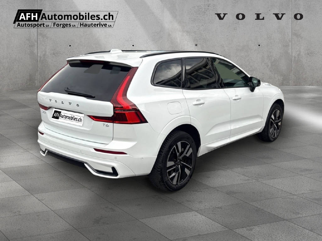 VOLVO XC60 2.0 T6 TE Plus Dark eAWD-image-4