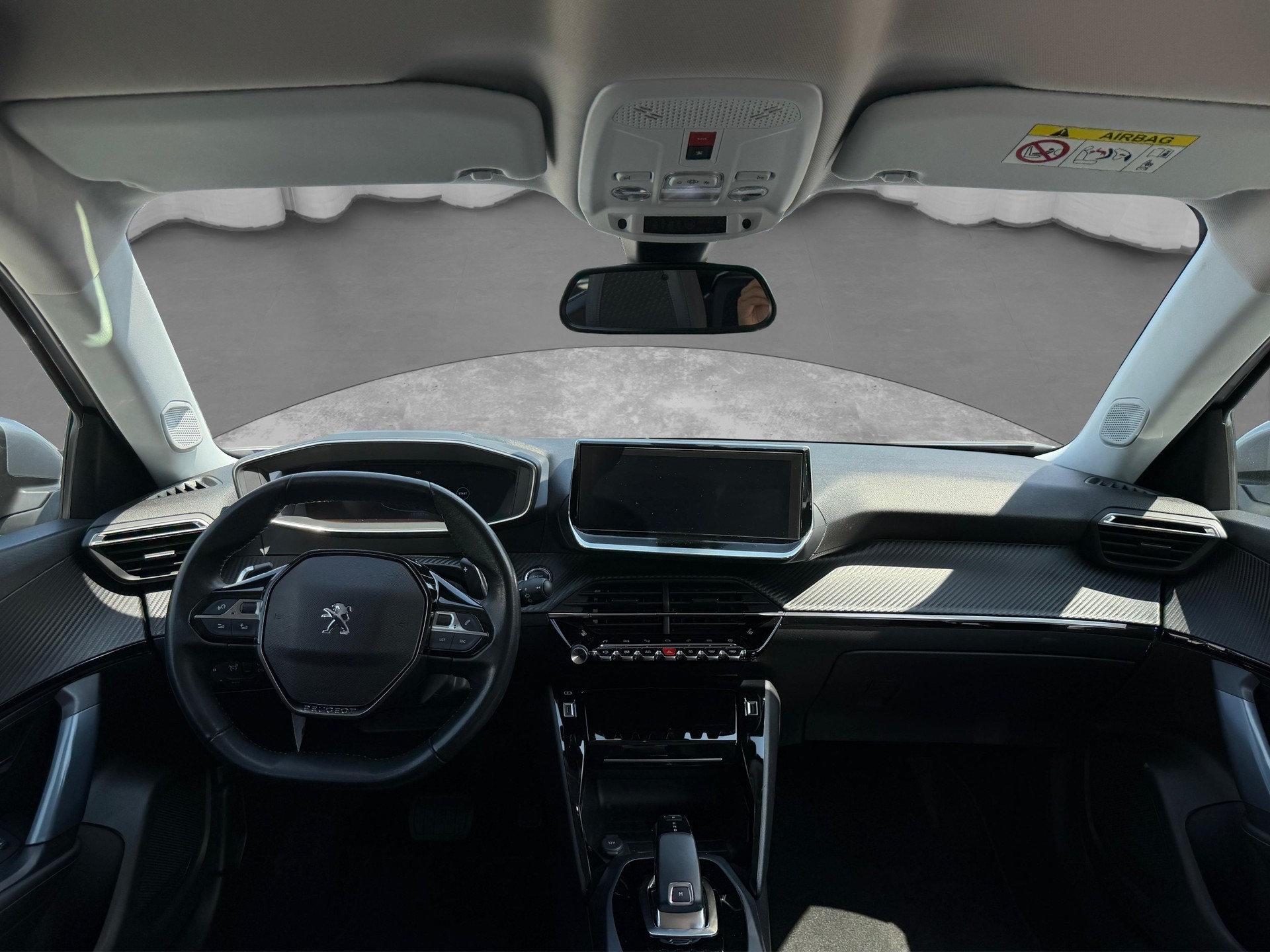PEUGEOT 2008 1.2 PureTech Allure Pack EAT8-image-9