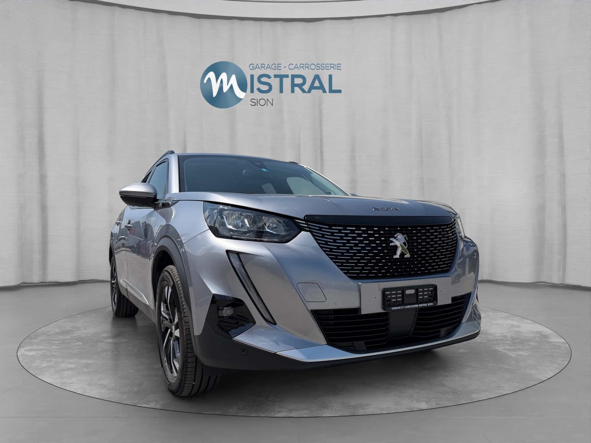 PEUGEOT 2008 1.2 PureTech Allure Pack EAT8-image-6