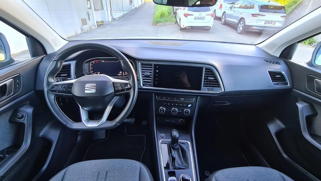 SEAT Ateca 2.0 TDI CR Style 4Drive DSG ** Gr-Navi ** RF-Kamera ** Virtual Cockpit ** Neues Modell **-image-12
