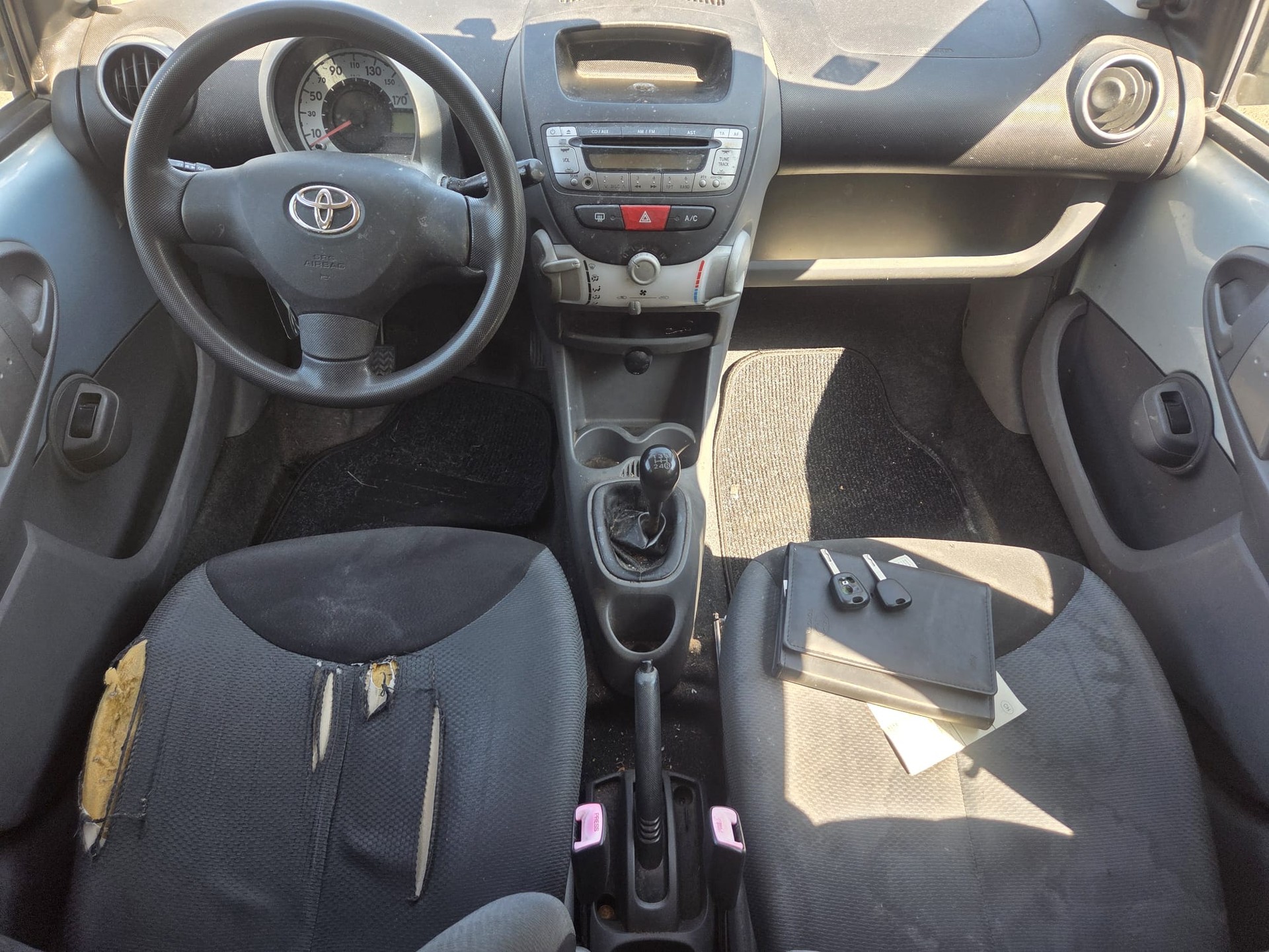 TOYOTA Aygo 1.0 Linea Terra-image-5