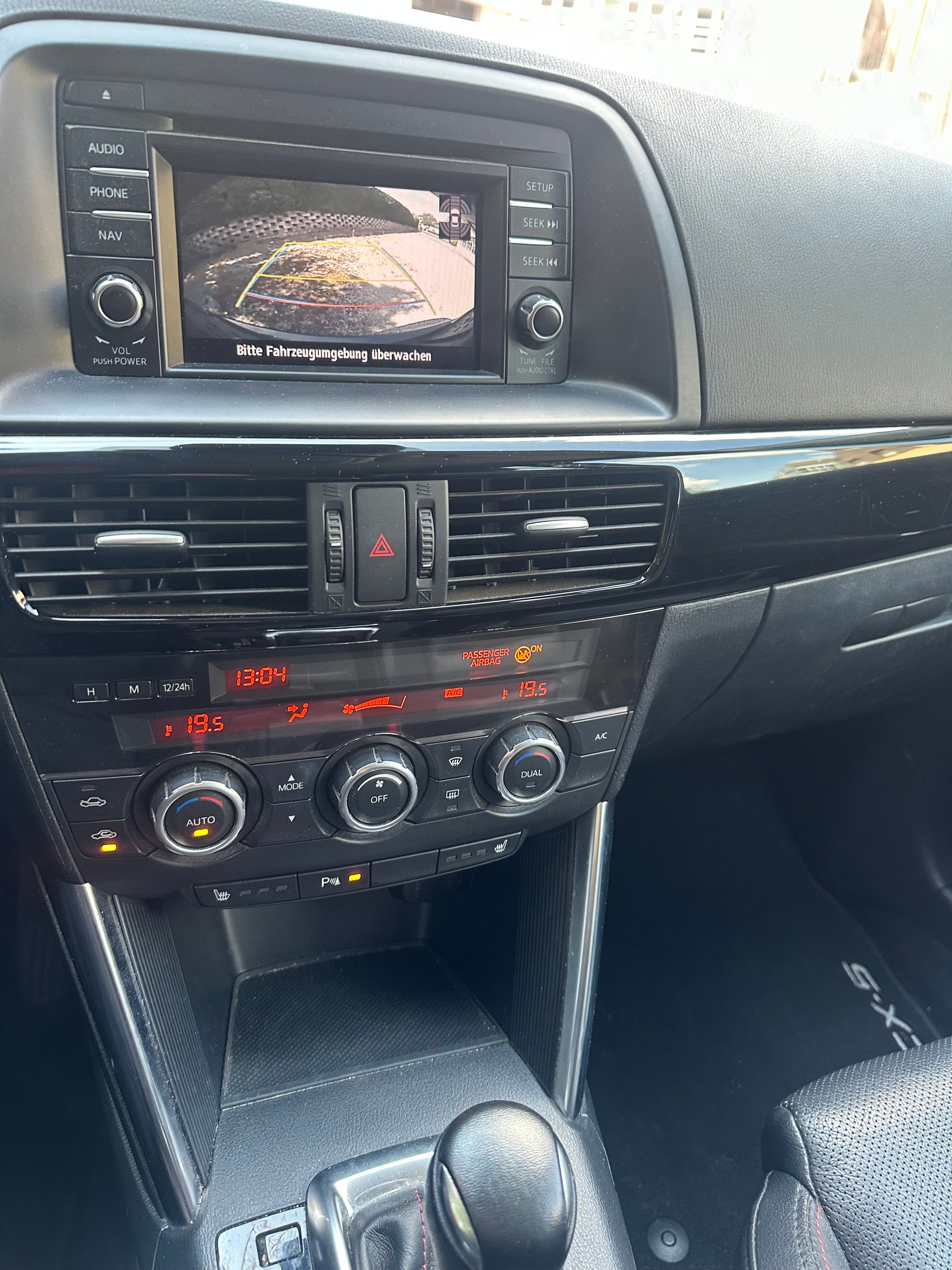 MAZDA CX-5 2.2 D HP Revolution AWD Automatic-image-8