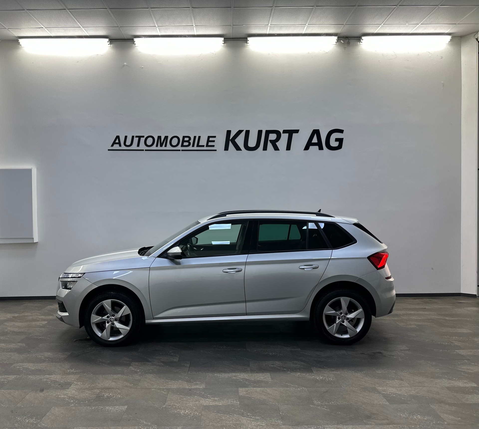 SKODA Kamiq 1.0 TSI Drive 125-image-2