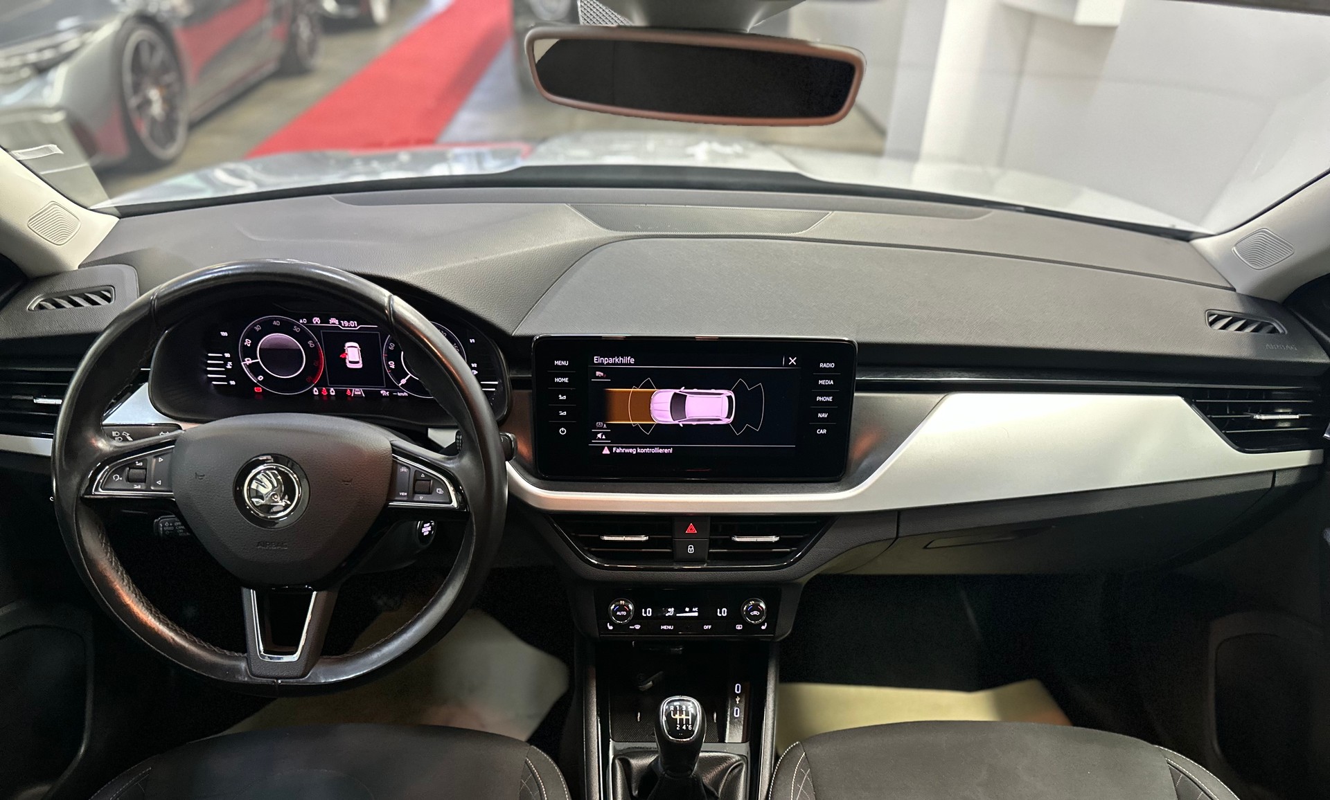 SKODA Kamiq 1.0 TSI Drive 125-image-10