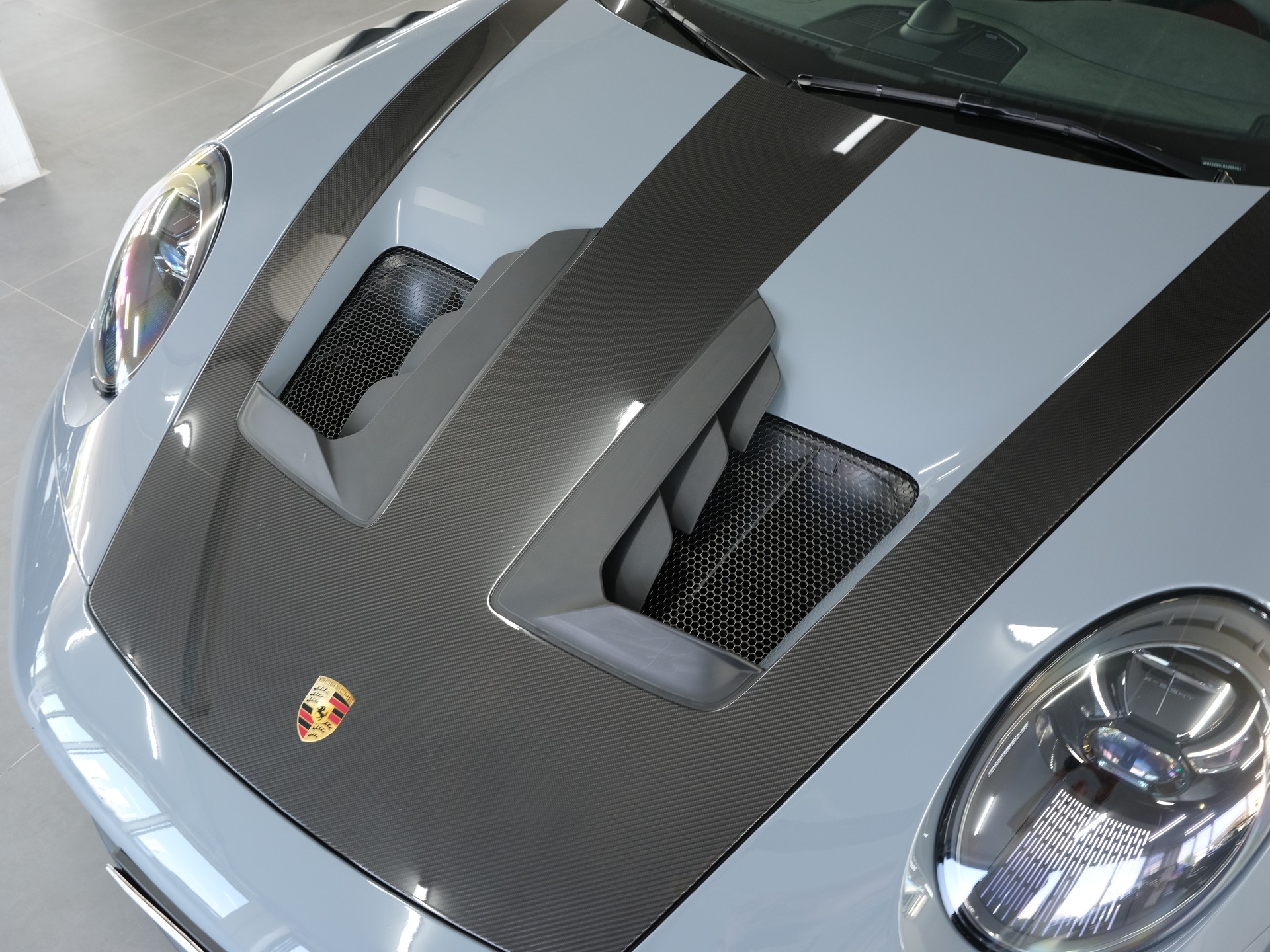 PORSCHE 911 GT3 RS *Weissach* *Porsche Aproved* *Sport Chrono*-image-11