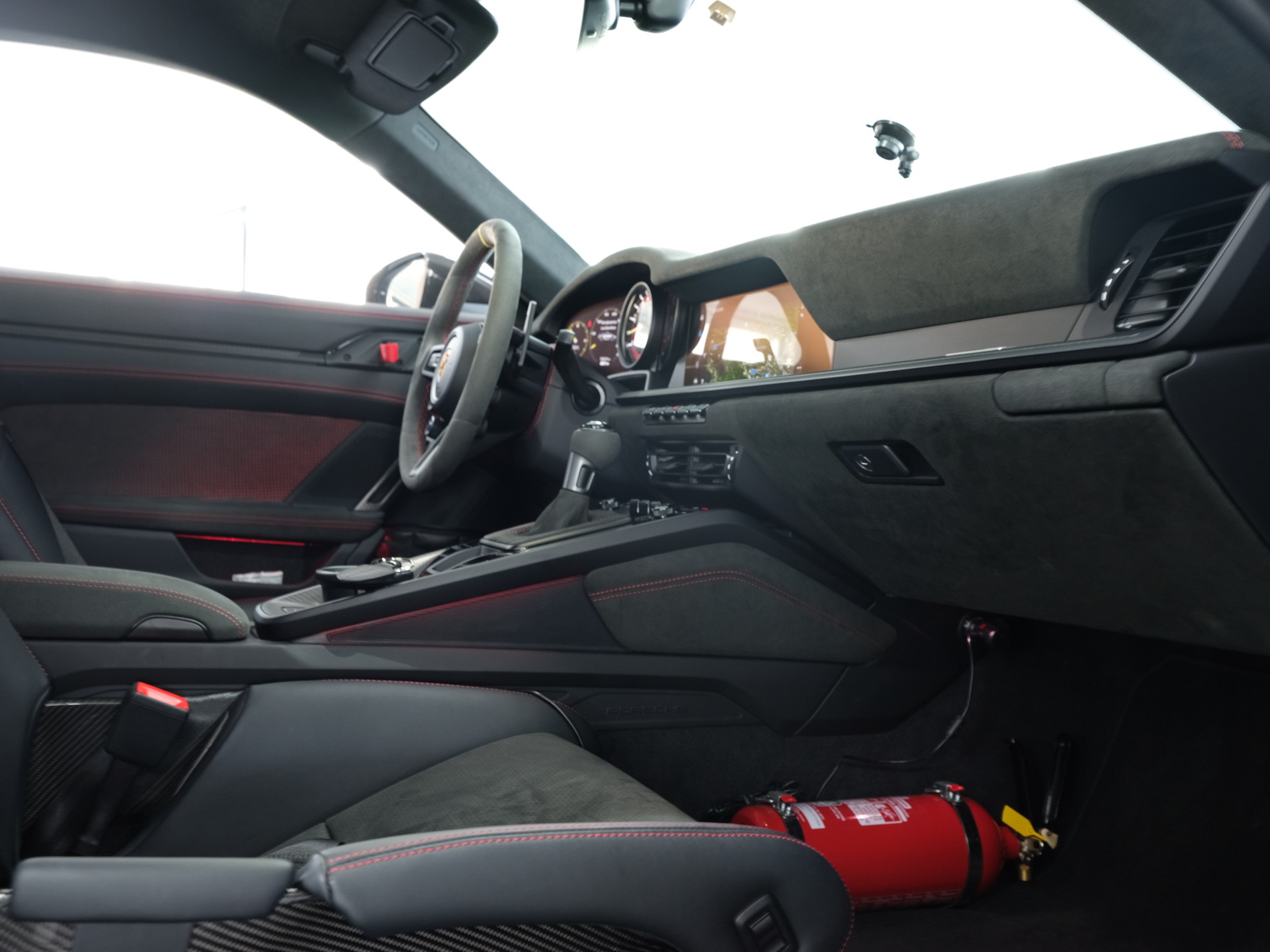 PORSCHE 911 GT3 RS *Weissach* *Porsche Aproved* *Sport Chrono*-image-26