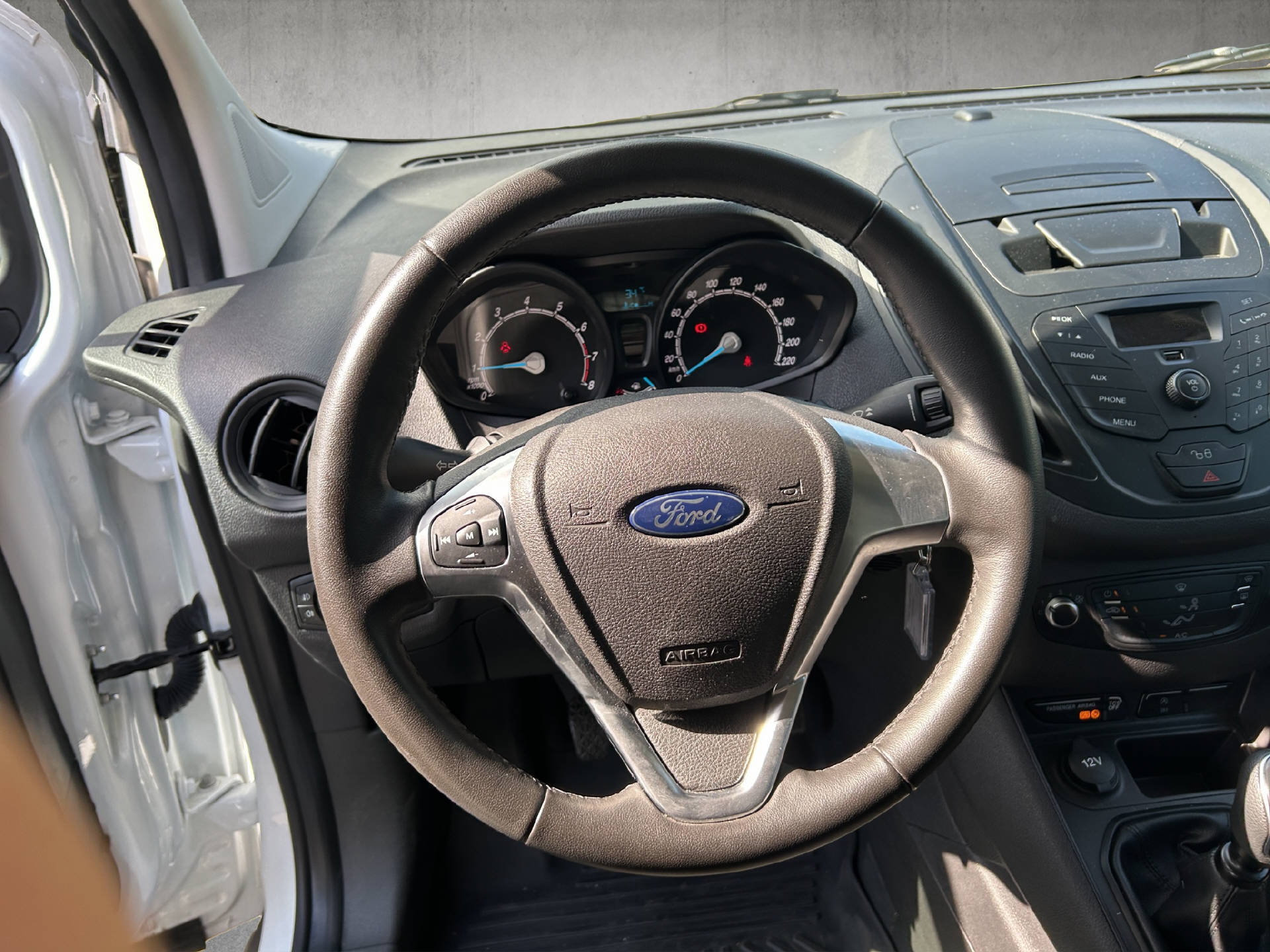 FORD Transit Courier Van 1.0 EcoB Trend-image-10