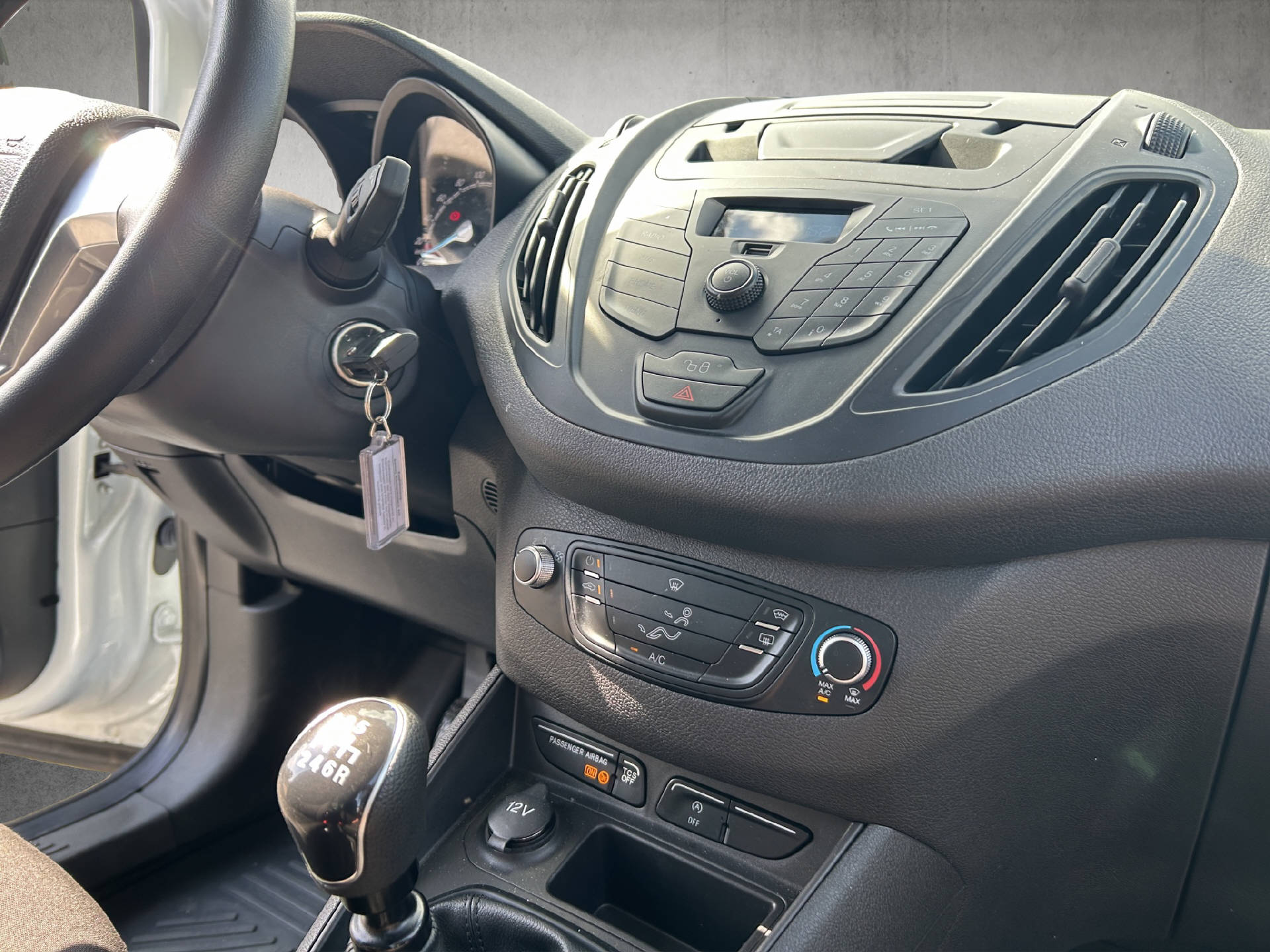 FORD Transit Courier Van 1.0 EcoB Trend-image-14