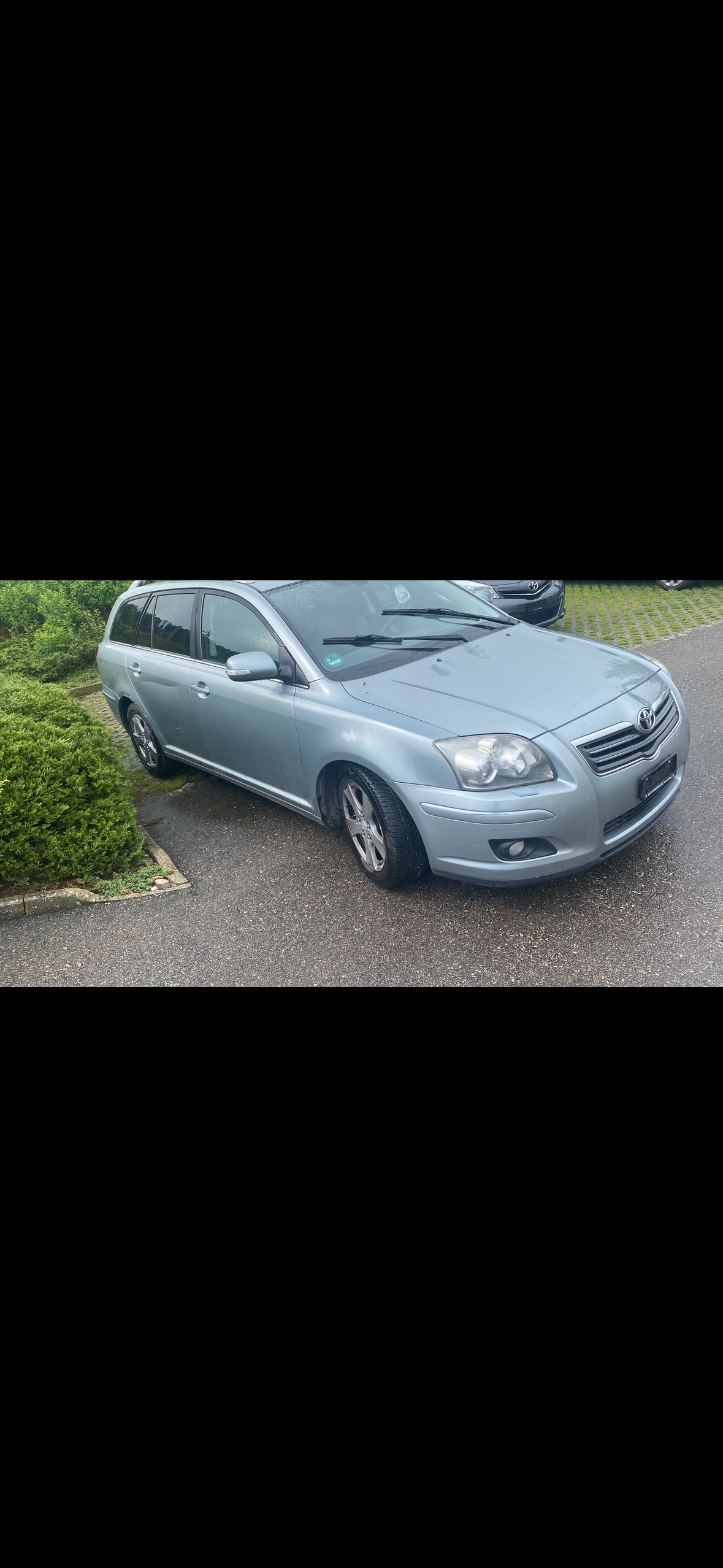 TOYOTA Avensis 2.2D-4 D CleanP. Linea Sol Prem.-image-1