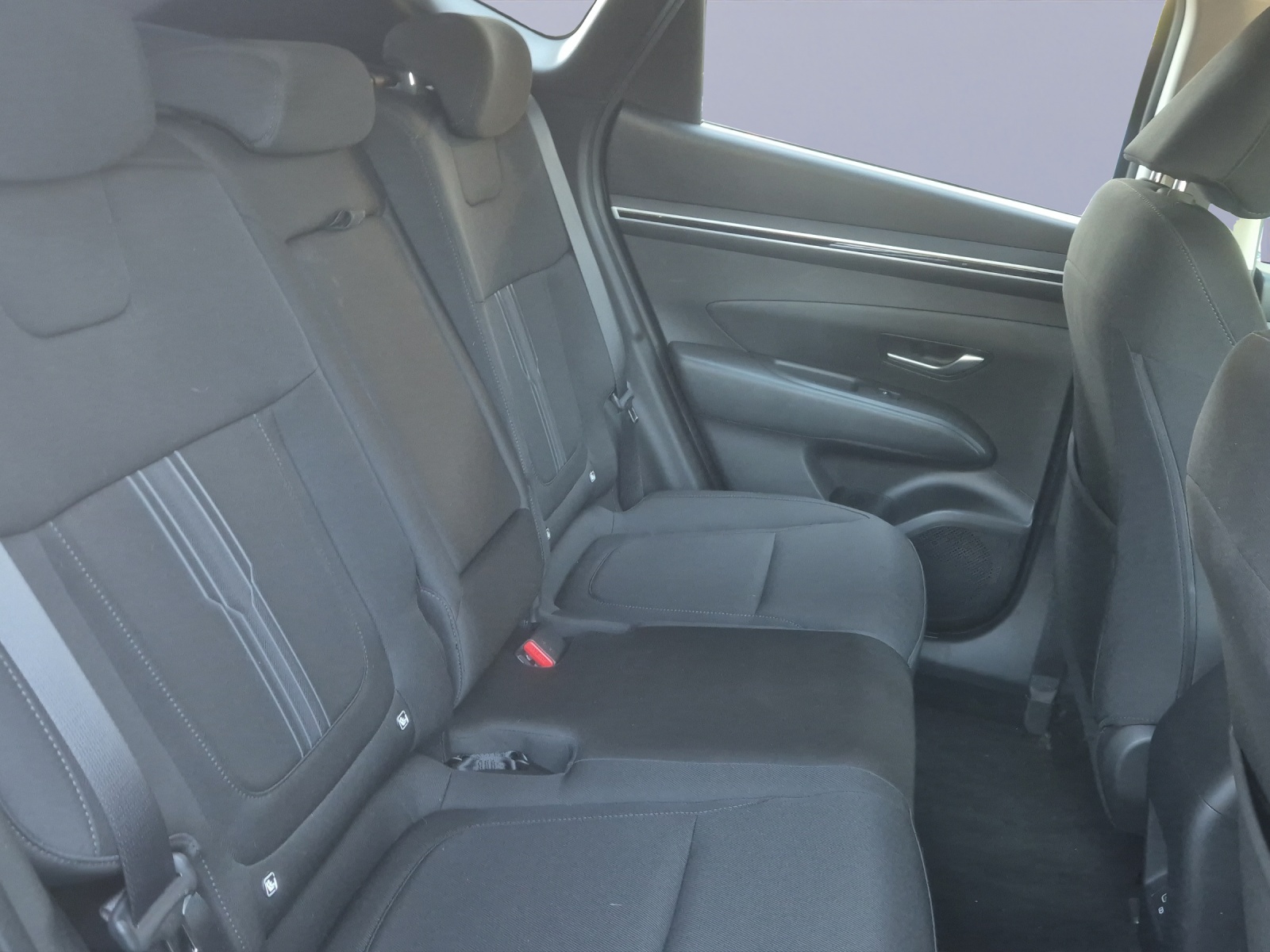HYUNDAI Tucson 1.6 CRDI 48V Amplia 4WD DCT-image-13