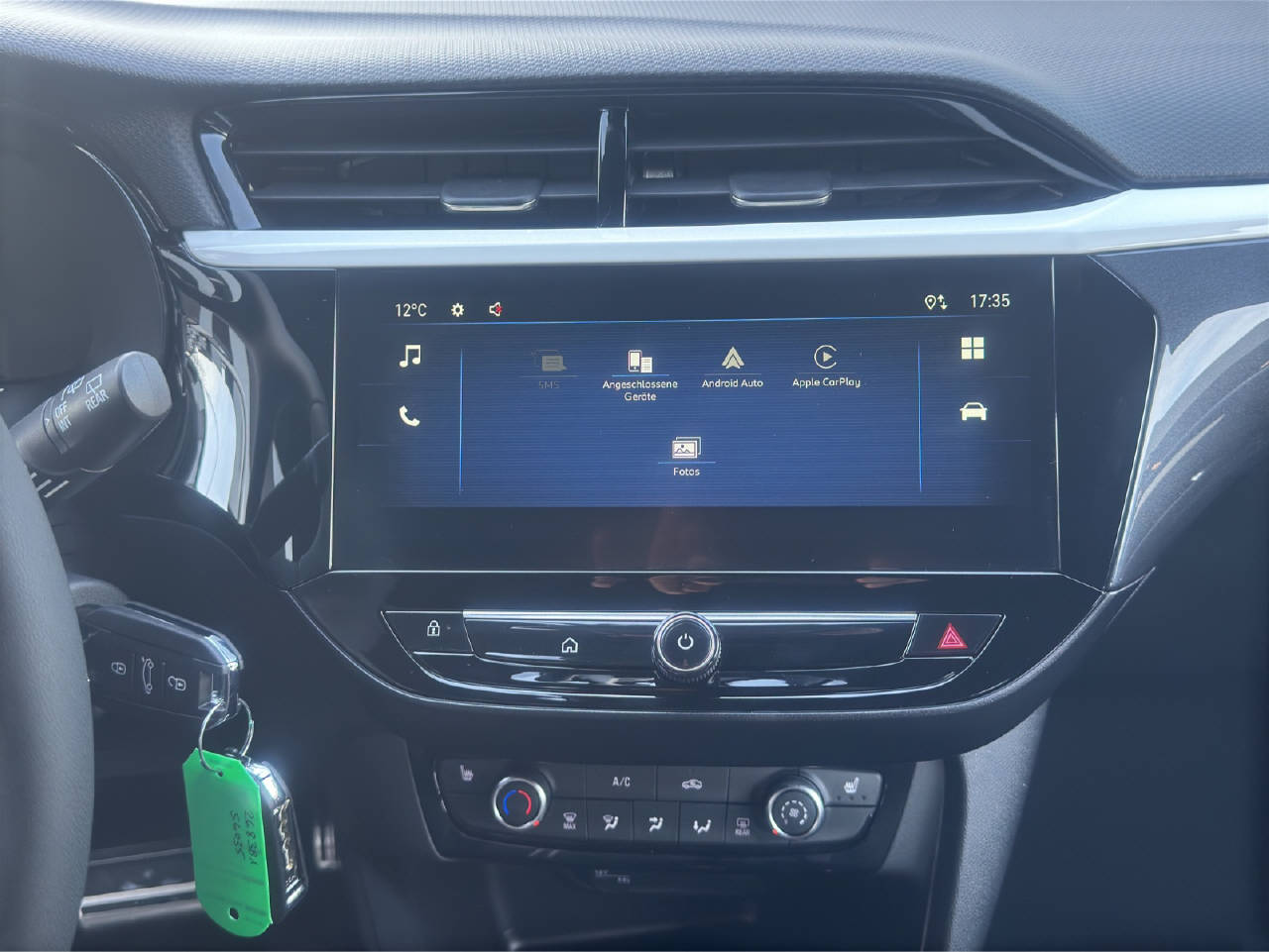 OPEL Corsa 1.2 T Hybrid Viva-image-11