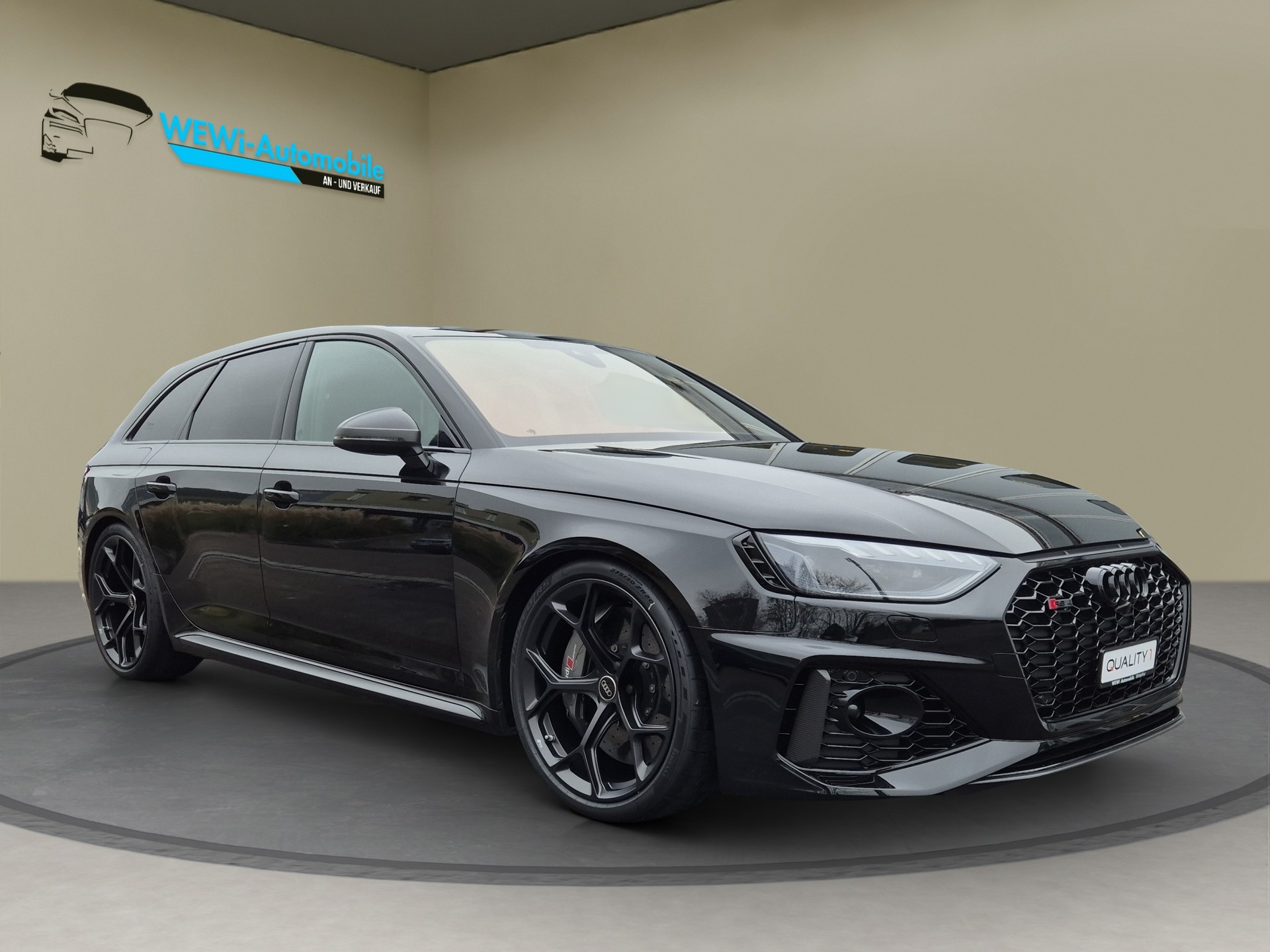 AUDI RS4 Avant 25 year edition quattro tiptronic-image-0